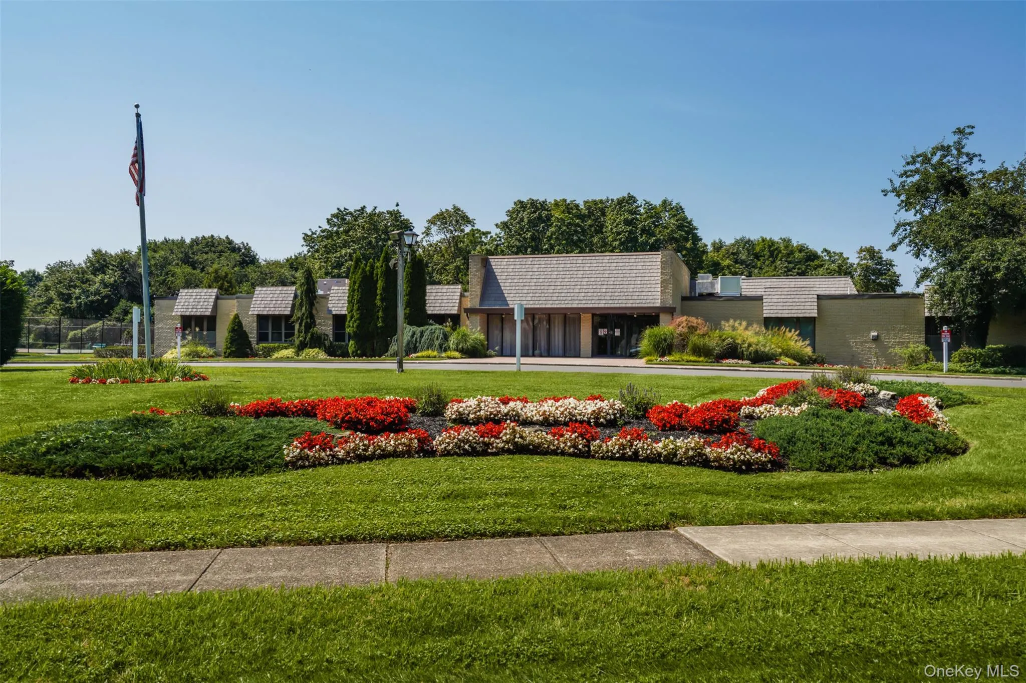 1006 Cabot Path, Smithtown, NY, 1 Bedroom Bedrooms, 4 Rooms Rooms,1 BathroomBathrooms,Residential,For Rent,Cabot,0,1033101 1006 Cabot Path, Smithtown, NY, 1 Bedroom Bedrooms, 4 Rooms Rooms,1 BathroomBathrooms,Residential,For Rent,Cabot,0,1033101