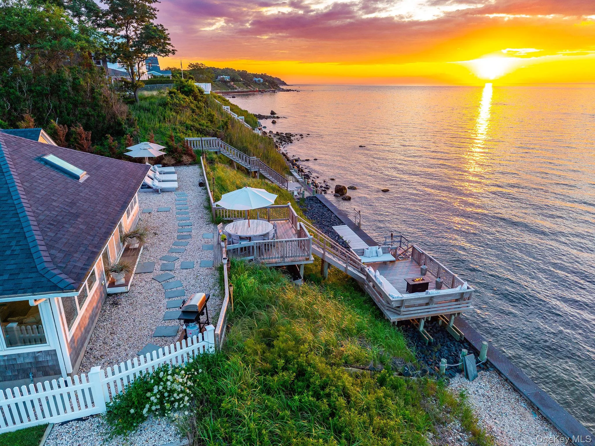 21515 Soundview Avenue, Southold, NY, 3 Bedrooms Bedrooms, 6 Rooms Rooms,2 BathroomsBathrooms,Residential,For Rent,Soundview,0,1033102 21515 Soundview Avenue, Southold, NY, 3 Bedrooms Bedrooms, 6 Rooms Rooms,2 BathroomsBathrooms,Residential,For Rent,Soundview,0,1033102