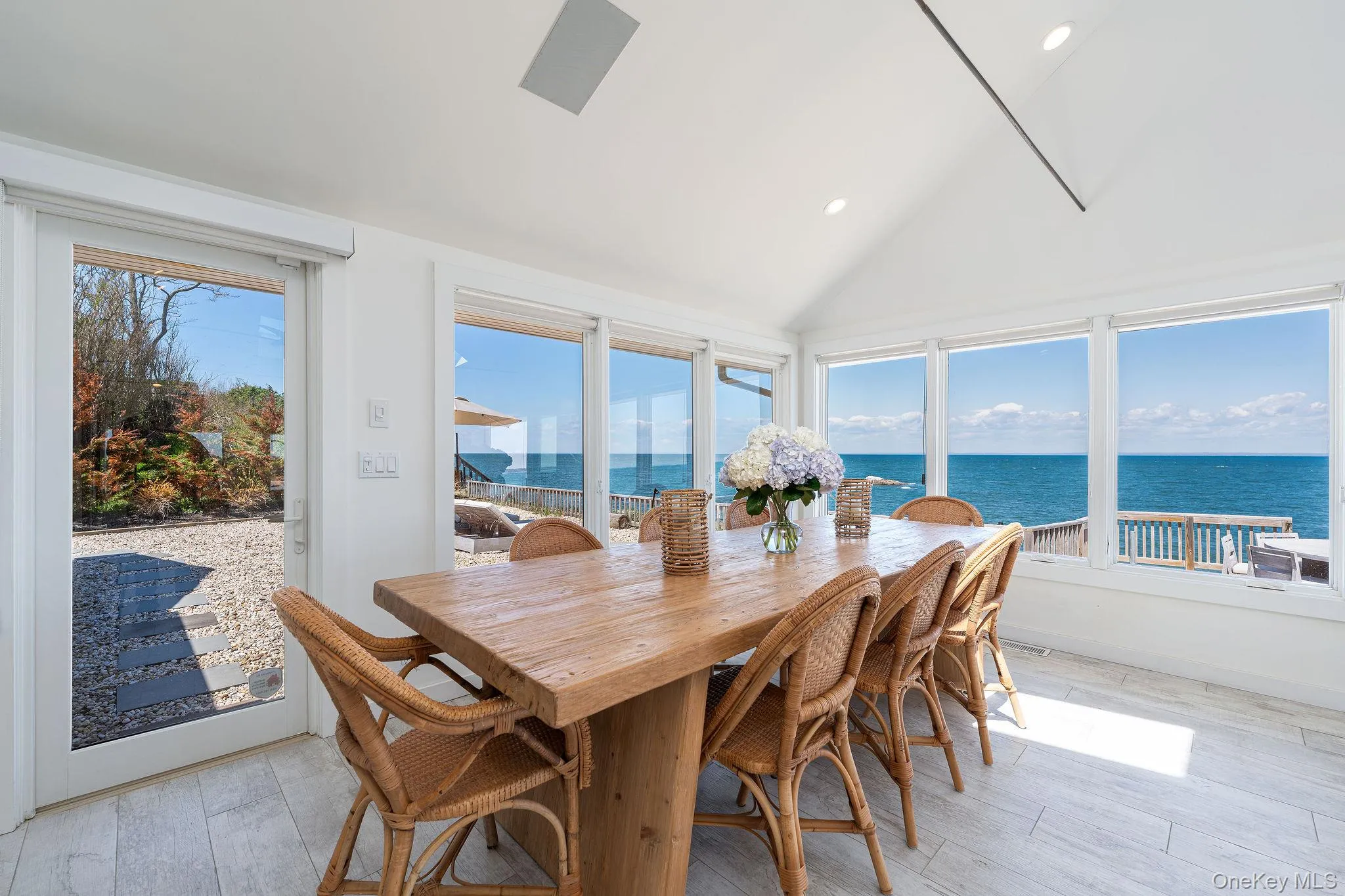 21515 Soundview Avenue, Southold, NY, 3 Bedrooms Bedrooms, 6 Rooms Rooms,2 BathroomsBathrooms,Residential,For Rent,Soundview,0,1033102 21515 Soundview Avenue, Southold, NY, 3 Bedrooms Bedrooms, 6 Rooms Rooms,2 BathroomsBathrooms,Residential,For Rent,Soundview,0,1033102