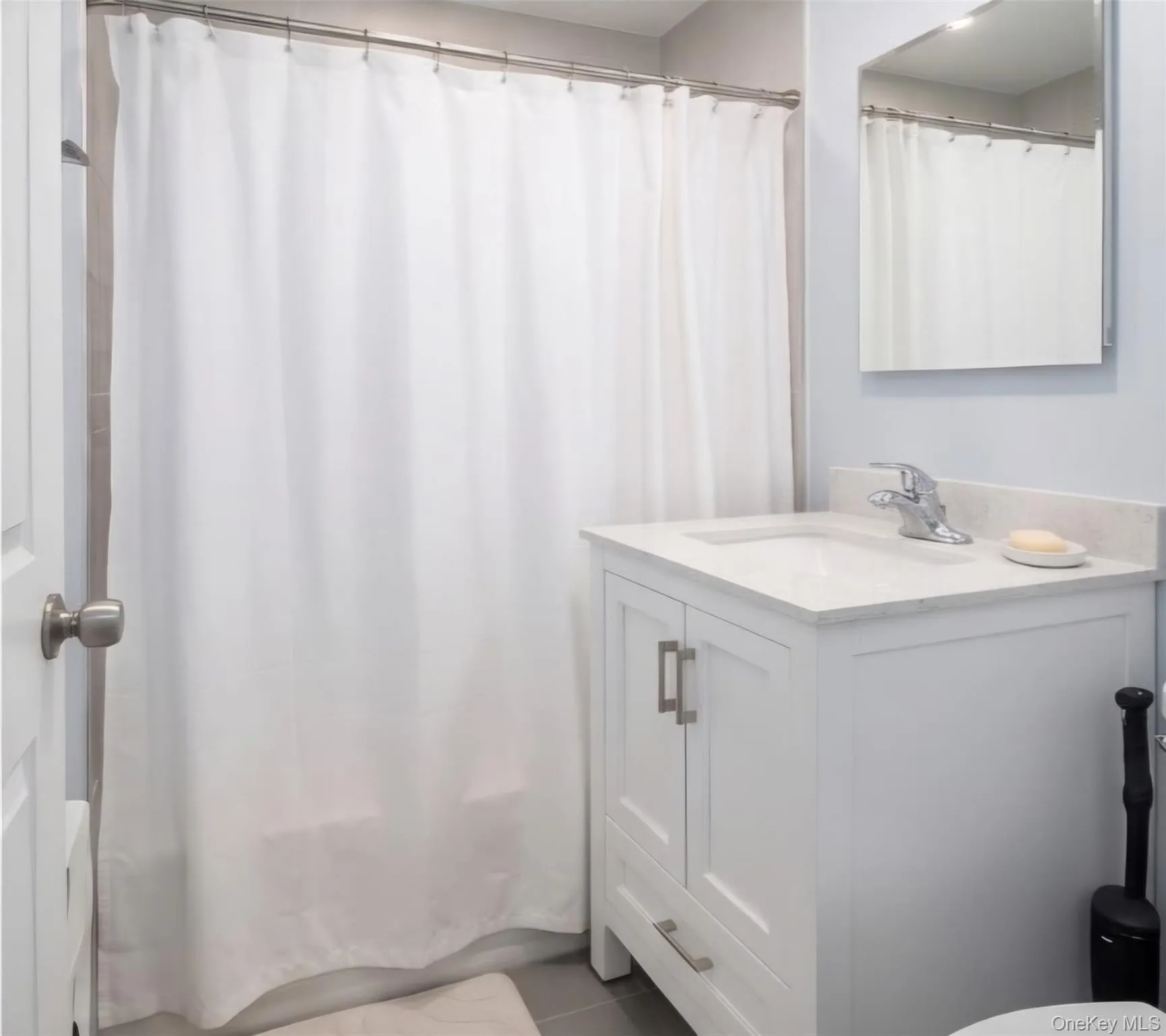 355 Route 111, Smithtown, NY, 2 Bedrooms Bedrooms, 5 Rooms Rooms,1 BathroomBathrooms,Residential,For Rent,Route 111,0,1033107 355 Route 111, Smithtown, NY, 2 Bedrooms Bedrooms, 5 Rooms Rooms,1 BathroomBathrooms,Residential,For Rent,Route 111,0,1033107