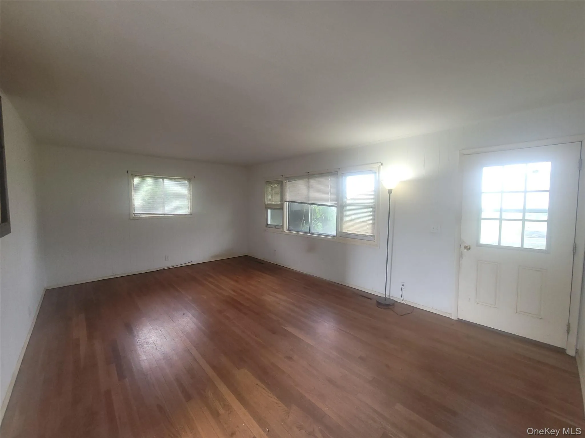 1048 Old Liberty Road, Thompson, NY, 3 Bedrooms Bedrooms, 6 Rooms Rooms,1 BathroomBathrooms,Residential,For Rent,Old Liberty,0,1033109 1048 Old Liberty Road, Thompson, NY, 3 Bedrooms Bedrooms, 6 Rooms Rooms,1 BathroomBathrooms,Residential,For Rent,Old Liberty,0,1033109