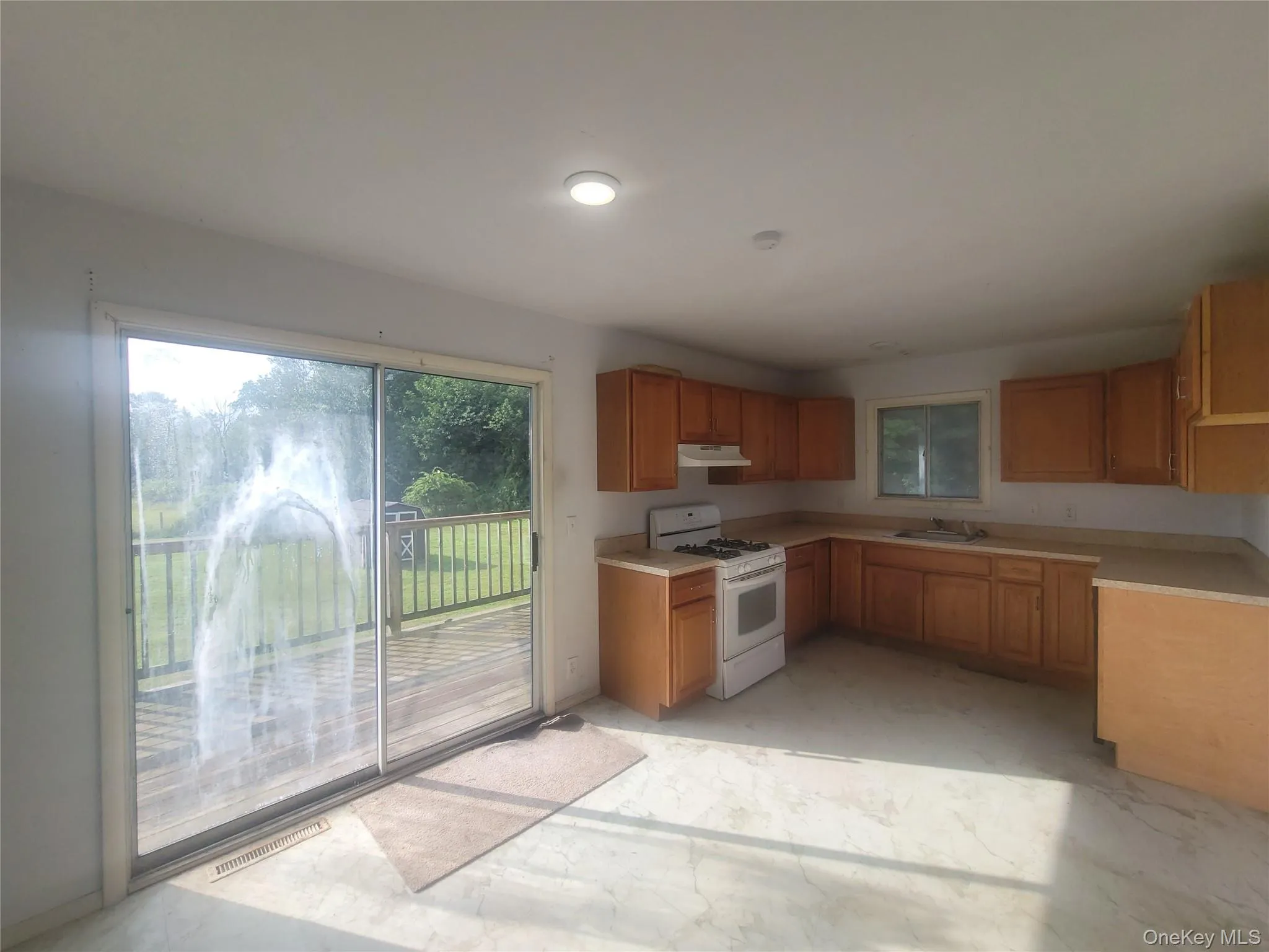 1048 Old Liberty Road, Thompson, NY, 3 Bedrooms Bedrooms, 6 Rooms Rooms,1 BathroomBathrooms,Residential,For Rent,Old Liberty,0,1033109 1048 Old Liberty Road, Thompson, NY, 3 Bedrooms Bedrooms, 6 Rooms Rooms,1 BathroomBathrooms,Residential,For Rent,Old Liberty,0,1033109