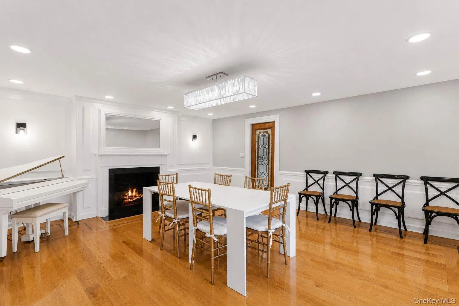 450 Oyster Bay Road, Oyster Bay, NY, 7 Bedrooms Bedrooms, 13 Rooms Rooms,7 BathroomsBathrooms,Residential,For Rent,Oyster Bay,0,1033116 450 Oyster Bay Road, Oyster Bay, NY, 7 Bedrooms Bedrooms, 13 Rooms Rooms,7 BathroomsBathrooms,Residential,For Rent,Oyster Bay,0,1033116