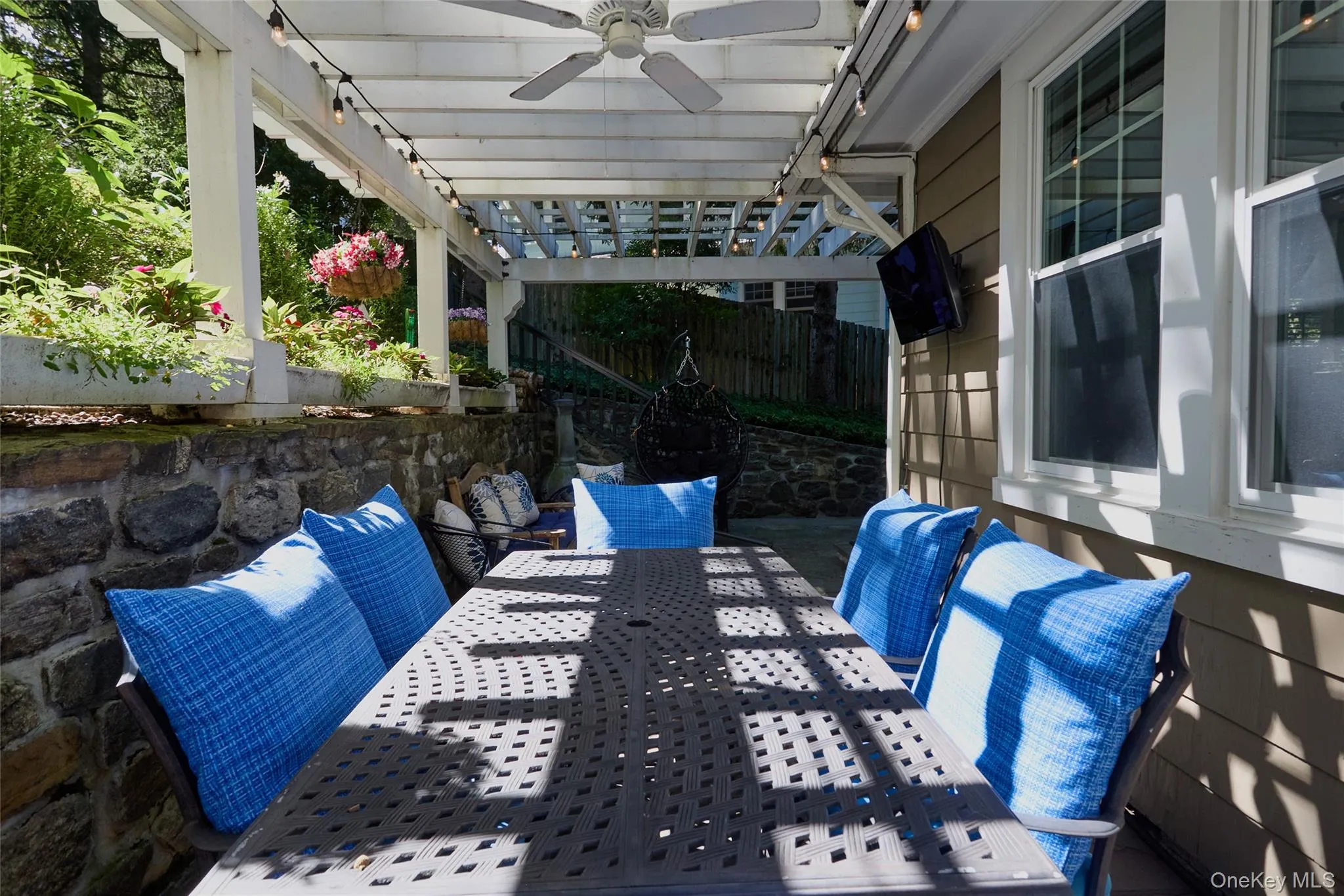 22 Hillside Avenue, Bedford, NY, 3 Bedrooms Bedrooms, 7 Rooms Rooms,2 BathroomsBathrooms,Residential,For Rent,Hillside,0,1033118 22 Hillside Avenue, Bedford, NY, 3 Bedrooms Bedrooms, 7 Rooms Rooms,2 BathroomsBathrooms,Residential,For Rent,Hillside,0,1033118
