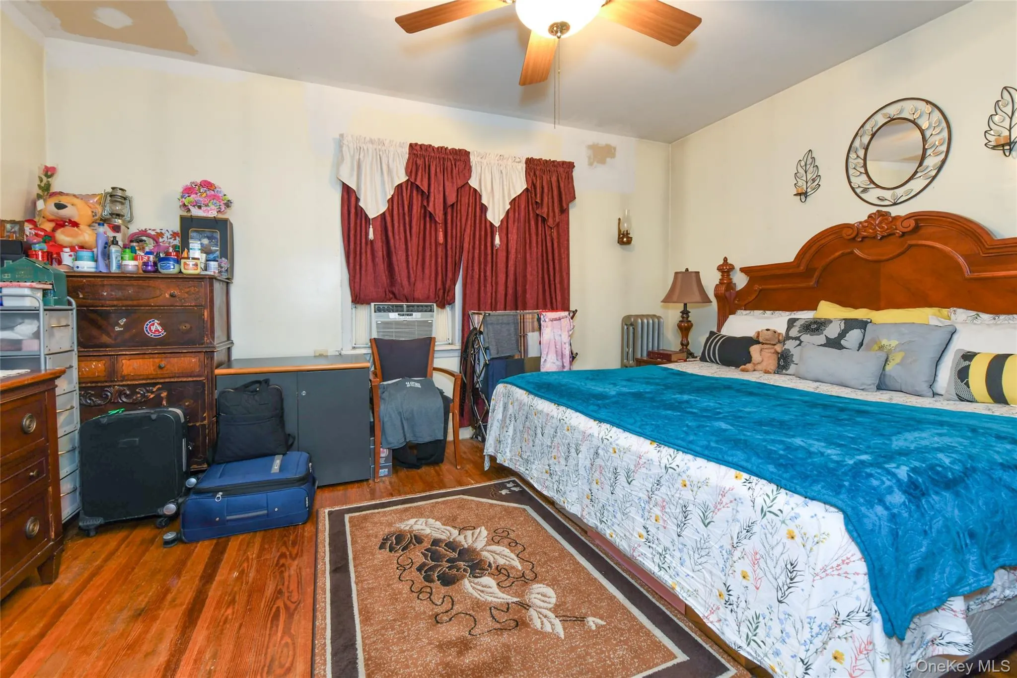 126-12 116th Avenue, New York, NY, 3 Bedrooms Bedrooms, 8 Rooms Rooms,1 BathroomBathrooms,Residential,For Rent,116th,0,1033120 126-12 116th Avenue, New York, NY, 3 Bedrooms Bedrooms, 8 Rooms Rooms,1 BathroomBathrooms,Residential,For Rent,116th,0,1033120