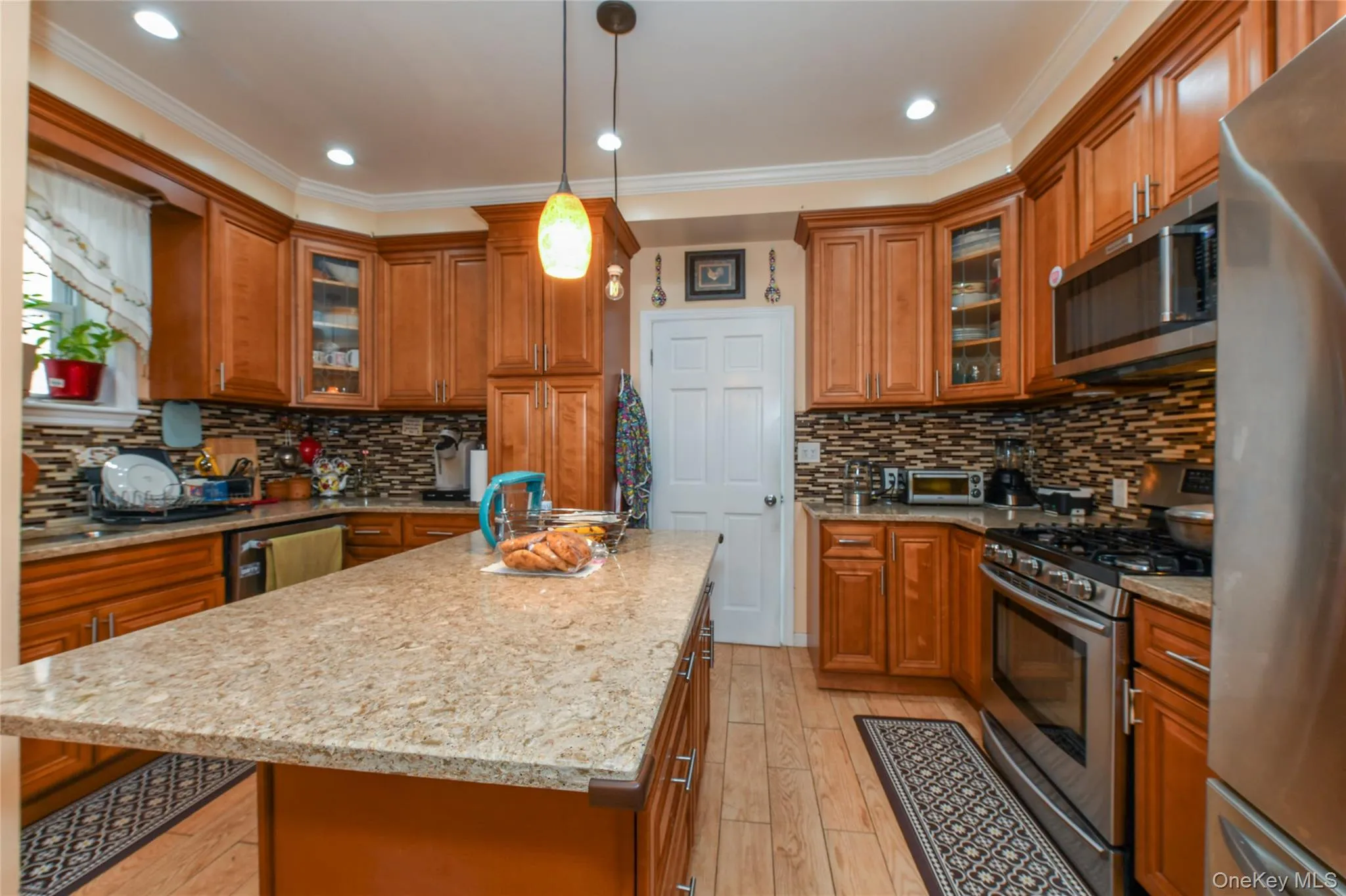 126-12 116th Avenue, New York, NY, 3 Bedrooms Bedrooms, 8 Rooms Rooms,1 BathroomBathrooms,Residential,For Rent,116th,0,1033120 126-12 116th Avenue, New York, NY, 3 Bedrooms Bedrooms, 8 Rooms Rooms,1 BathroomBathrooms,Residential,For Rent,116th,0,1033120
