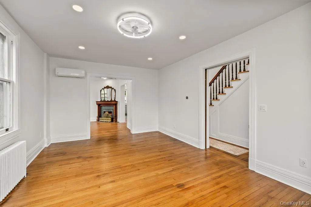 7 Clinton Place, Ramapo, NY, 4 Bedrooms Bedrooms, 8 Rooms Rooms,2 BathroomsBathrooms,Residential,For Rent,Clinton,0,1033122 7 Clinton Place, Ramapo, NY, 4 Bedrooms Bedrooms, 8 Rooms Rooms,2 BathroomsBathrooms,Residential,For Rent,Clinton,0,1033122