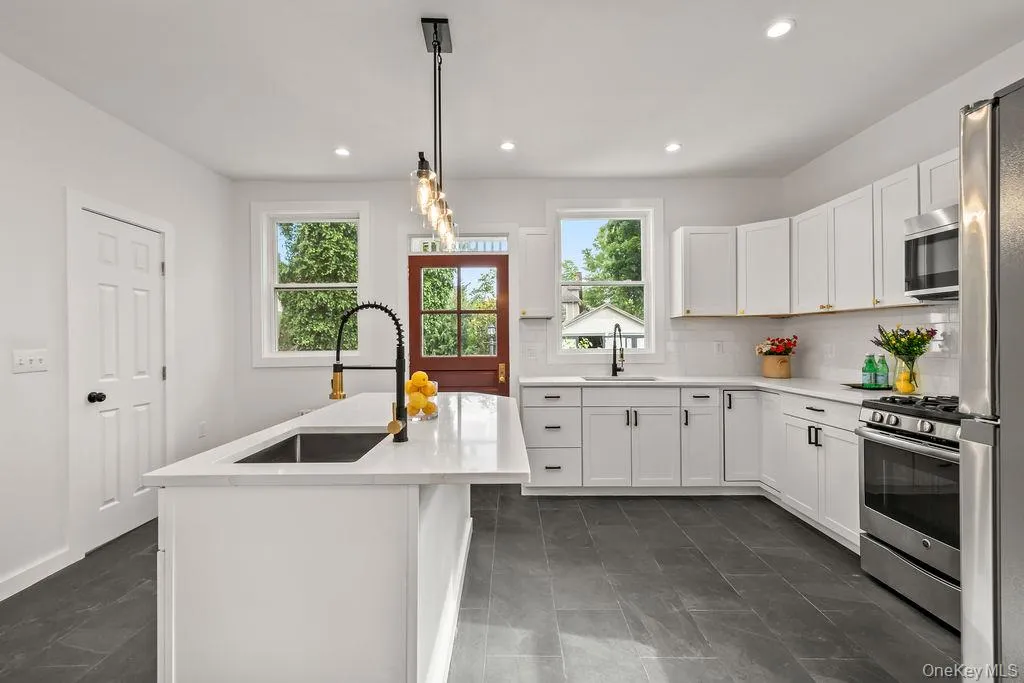 7 Clinton Place, Ramapo, NY, 4 Bedrooms Bedrooms, 8 Rooms Rooms,2 BathroomsBathrooms,Residential,For Rent,Clinton,0,1033122 7 Clinton Place, Ramapo, NY, 4 Bedrooms Bedrooms, 8 Rooms Rooms,2 BathroomsBathrooms,Residential,For Rent,Clinton,0,1033122