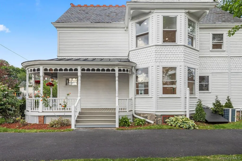 7 Clinton Place, Ramapo, NY, 4 Bedrooms Bedrooms, 8 Rooms Rooms,2 BathroomsBathrooms,Residential,For Rent,Clinton,0,1033122 7 Clinton Place, Ramapo, NY, 4 Bedrooms Bedrooms, 8 Rooms Rooms,2 BathroomsBathrooms,Residential,For Rent,Clinton,0,1033122