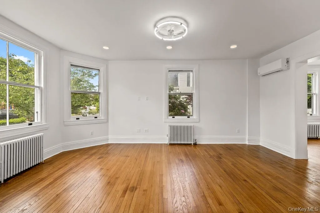 7 Clinton Place, Ramapo, NY, 4 Bedrooms Bedrooms, 8 Rooms Rooms,2 BathroomsBathrooms,Residential,For Rent,Clinton,0,1033122 7 Clinton Place, Ramapo, NY, 4 Bedrooms Bedrooms, 8 Rooms Rooms,2 BathroomsBathrooms,Residential,For Rent,Clinton,0,1033122