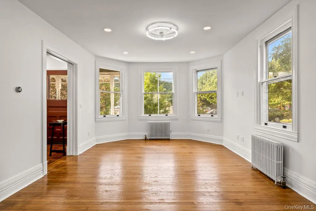 7 Clinton Place, Ramapo, NY, 4 Bedrooms Bedrooms, 8 Rooms Rooms,2 BathroomsBathrooms,Residential,For Rent,Clinton,0,1033122 7 Clinton Place, Ramapo, NY, 4 Bedrooms Bedrooms, 8 Rooms Rooms,2 BathroomsBathrooms,Residential,For Rent,Clinton,0,1033122