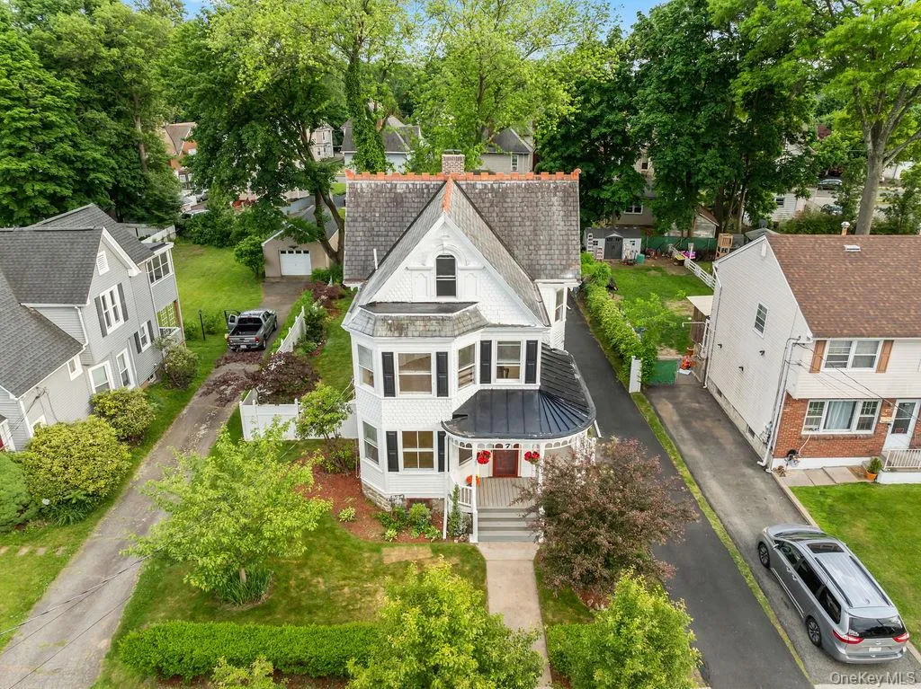 7 Clinton Place, Ramapo, NY, 4 Bedrooms Bedrooms, 8 Rooms Rooms,2 BathroomsBathrooms,Residential,For Rent,Clinton,0,1033122 7 Clinton Place, Ramapo, NY, 4 Bedrooms Bedrooms, 8 Rooms Rooms,2 BathroomsBathrooms,Residential,For Rent,Clinton,0,1033122