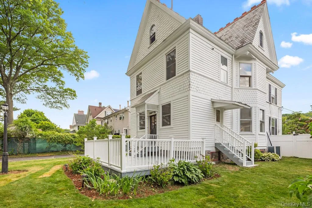 7 Clinton Place, Ramapo, NY, 4 Bedrooms Bedrooms, 8 Rooms Rooms,2 BathroomsBathrooms,Residential,For Rent,Clinton,0,1033122 7 Clinton Place, Ramapo, NY, 4 Bedrooms Bedrooms, 8 Rooms Rooms,2 BathroomsBathrooms,Residential,For Rent,Clinton,0,1033122