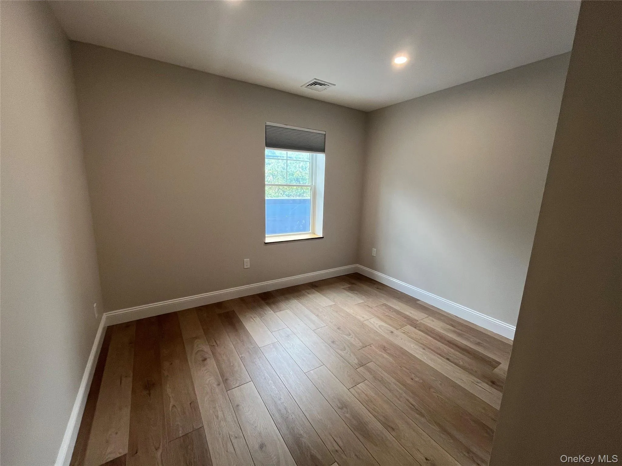 68A Main Street, Babylon, NY, 2 Bedrooms Bedrooms, 4 Rooms Rooms,1 BathroomBathrooms,Residential Lease,For Rent,Main,0,1033125 68A Main Street, Babylon, NY, 2 Bedrooms Bedrooms, 4 Rooms Rooms,1 BathroomBathrooms,Residential Lease,For Rent,Main,0,1033125