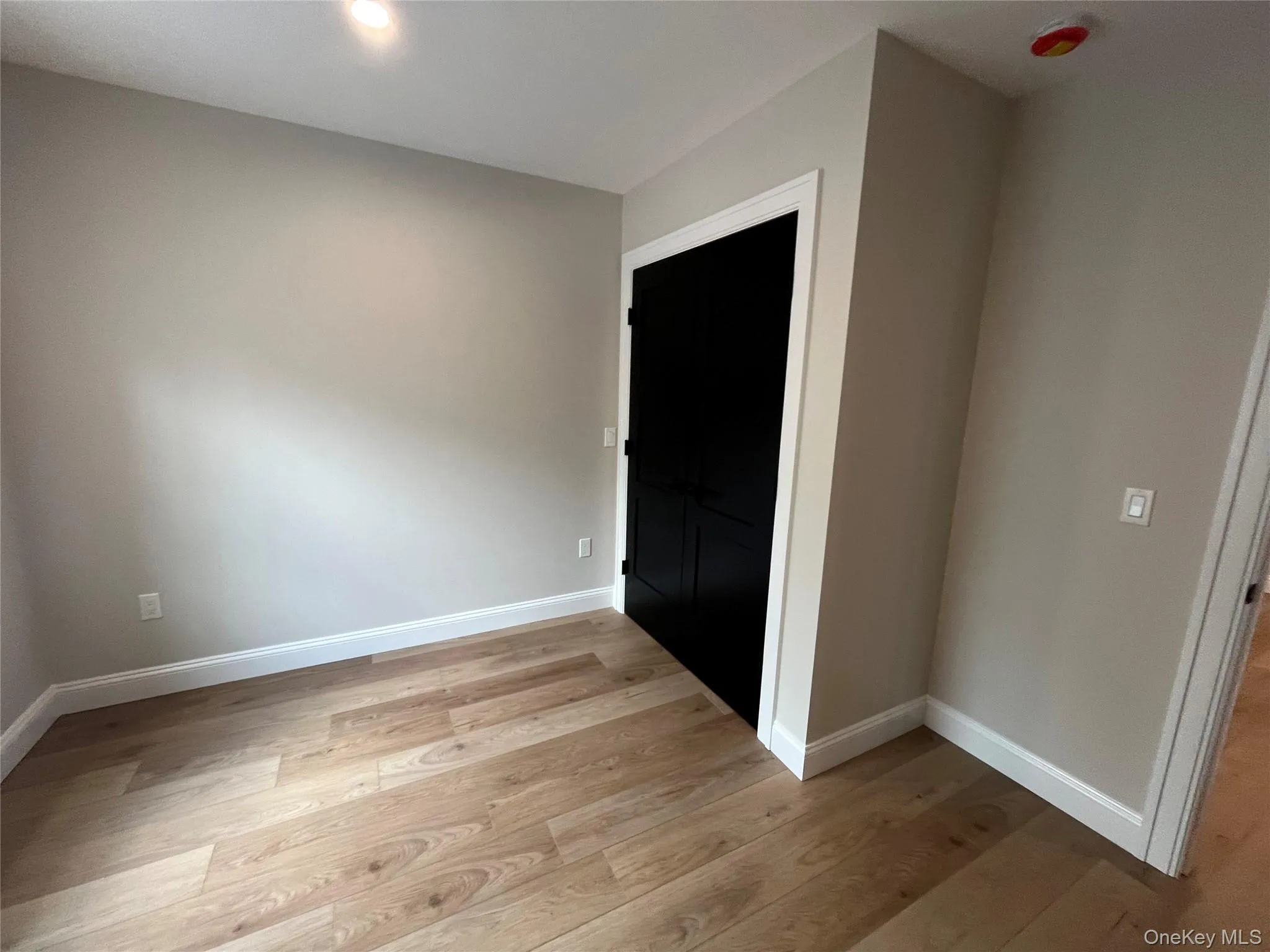 68A Main Street, Babylon, NY, 2 Bedrooms Bedrooms, 4 Rooms Rooms,1 BathroomBathrooms,Residential Lease,For Rent,Main,0,1033125 68A Main Street, Babylon, NY, 2 Bedrooms Bedrooms, 4 Rooms Rooms,1 BathroomBathrooms,Residential Lease,For Rent,Main,0,1033125
