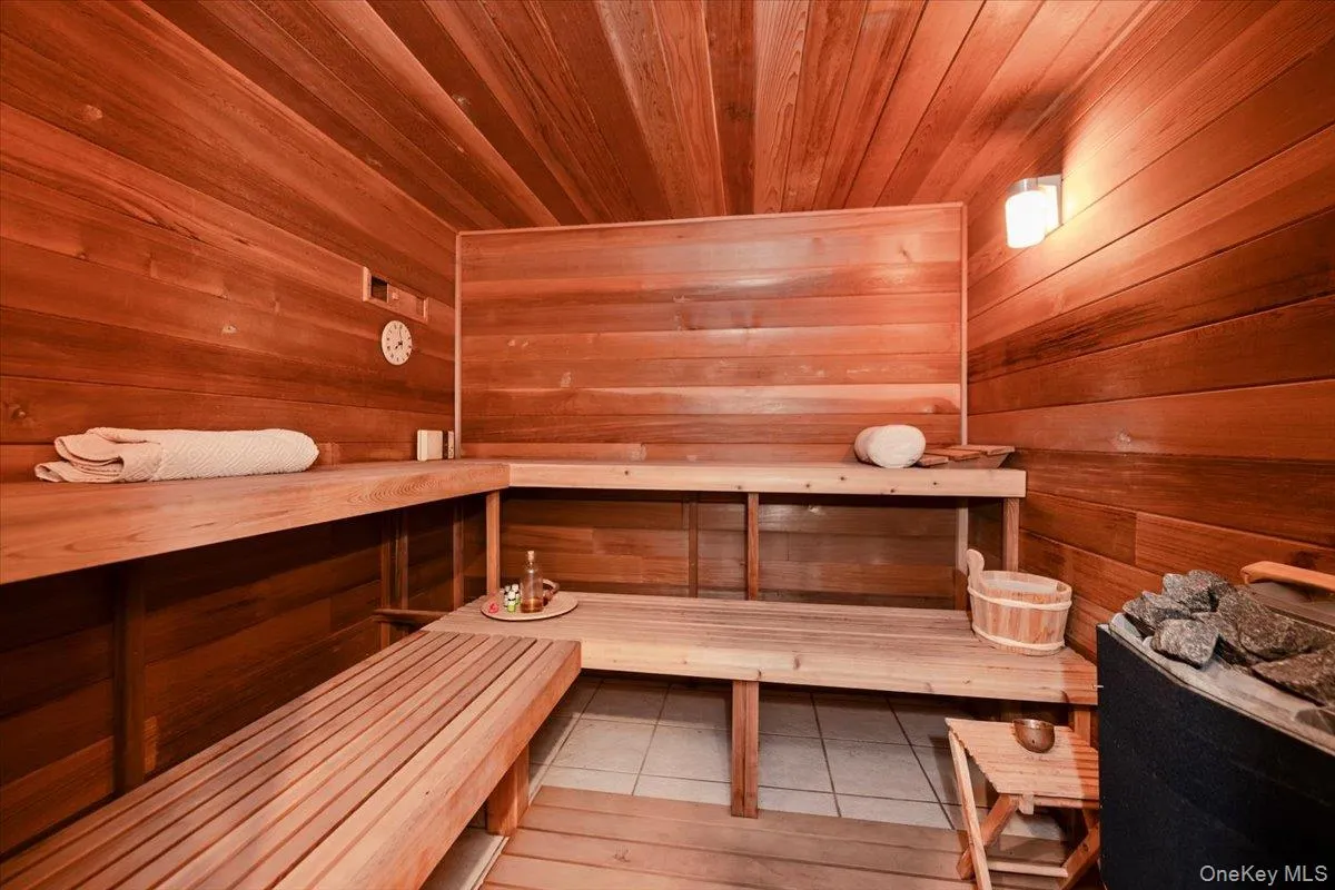 Beautiful Sauna in Basement Beautiful Sauna in Basement