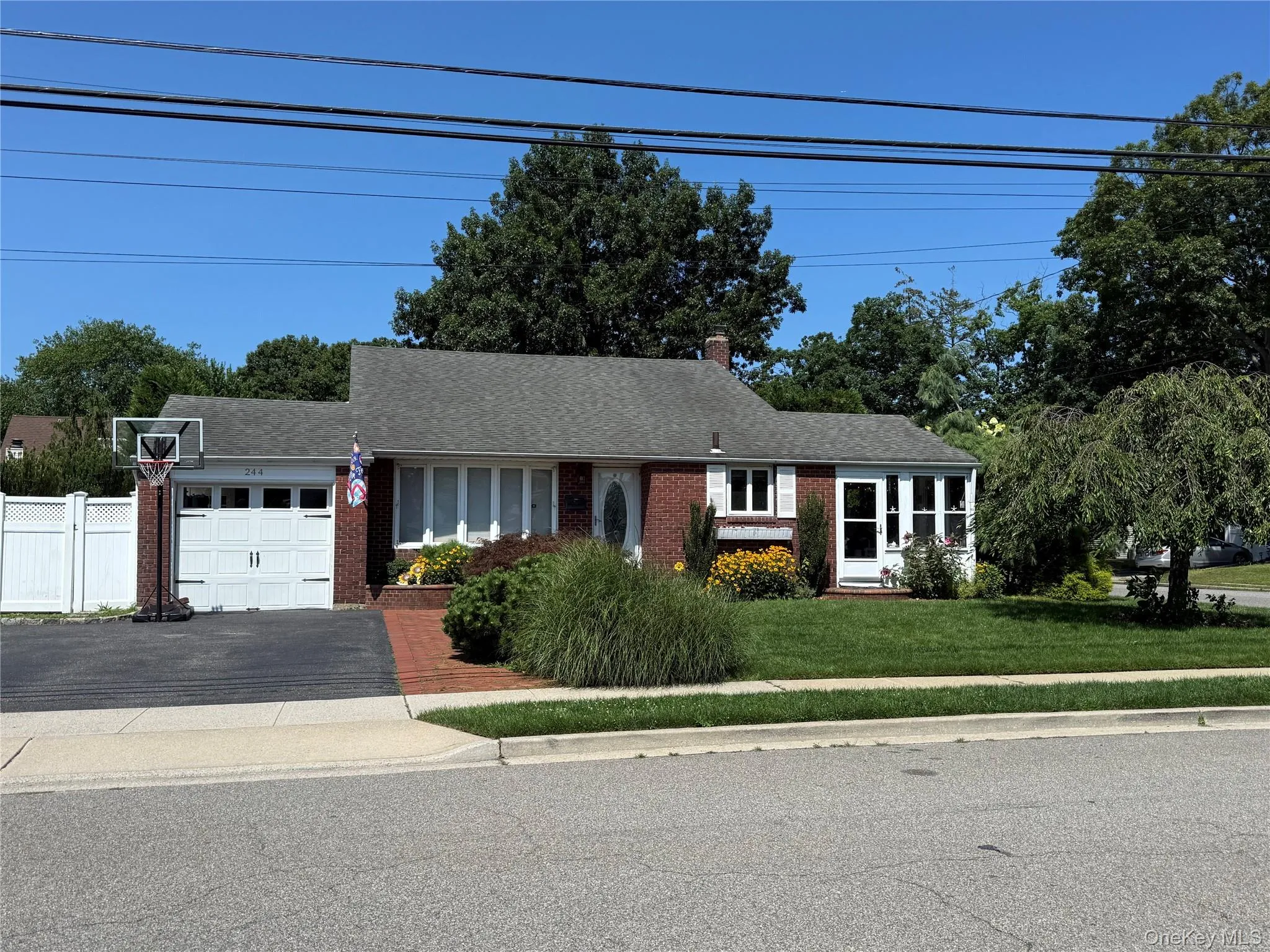 244 Ocean Avenue, Oyster Bay, NY, 3 Bedrooms Bedrooms, 7 Rooms Rooms,1 BathroomBathrooms,Residential,For Rent,Ocean,0,1033130 244 Ocean Avenue, Oyster Bay, NY, 3 Bedrooms Bedrooms, 7 Rooms Rooms,1 BathroomBathrooms,Residential,For Rent,Ocean,0,1033130
