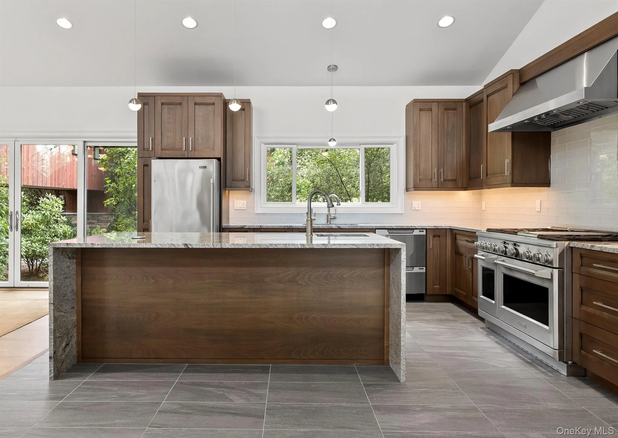 25 Vincent Place, Mamakating, NY, 4 Bedrooms Bedrooms, 12 Rooms Rooms,4 BathroomsBathrooms,Residential,For Rent,Vincent,0,1033134 25 Vincent Place, Mamakating, NY, 4 Bedrooms Bedrooms, 12 Rooms Rooms,4 BathroomsBathrooms,Residential,For Rent,Vincent,0,1033134