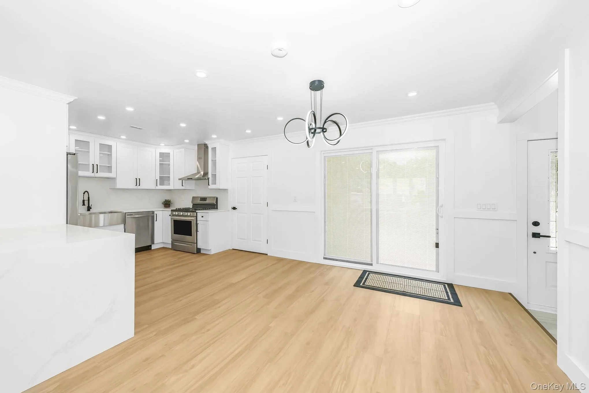 48 Joan Avenue, Brookhaven, NY, 3 Bedrooms Bedrooms, 8 Rooms Rooms,2 BathroomsBathrooms,Residential,For Rent,Joan,0,1033138 48 Joan Avenue, Brookhaven, NY, 3 Bedrooms Bedrooms, 8 Rooms Rooms,2 BathroomsBathrooms,Residential,For Rent,Joan,0,1033138