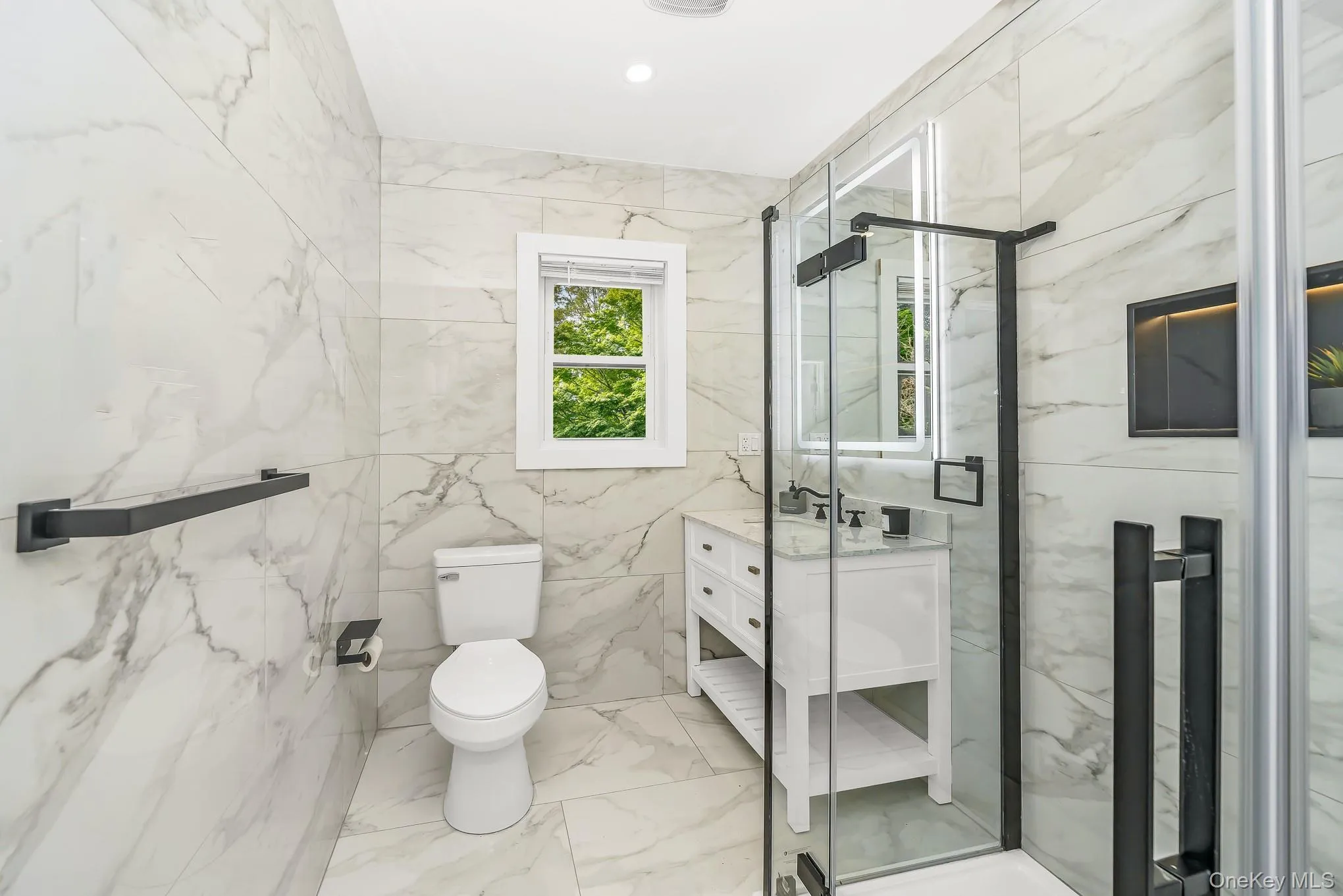 48 Joan Avenue, Brookhaven, NY, 3 Bedrooms Bedrooms, 8 Rooms Rooms,2 BathroomsBathrooms,Residential,For Rent,Joan,0,1033138 48 Joan Avenue, Brookhaven, NY, 3 Bedrooms Bedrooms, 8 Rooms Rooms,2 BathroomsBathrooms,Residential,For Rent,Joan,0,1033138