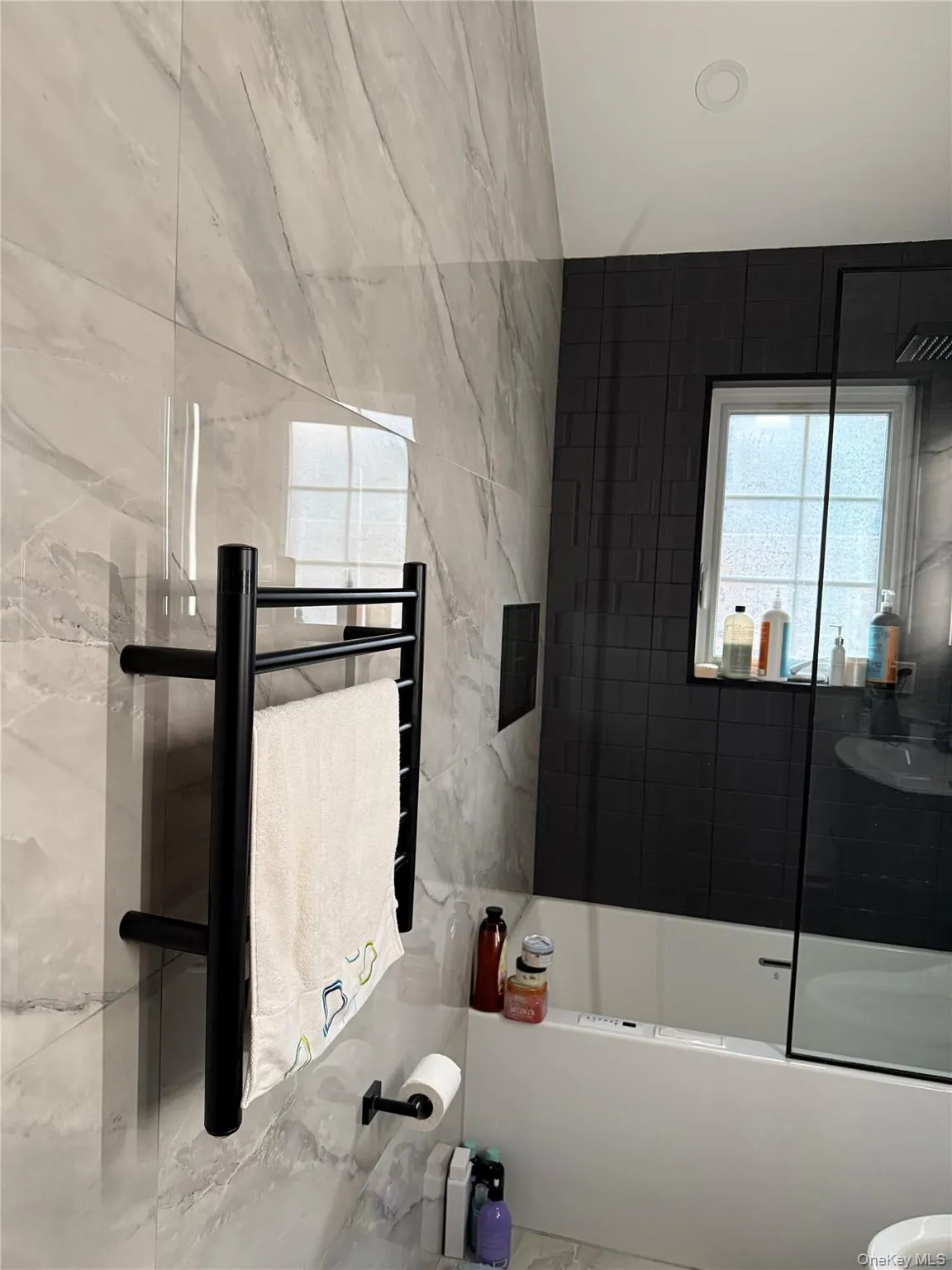 157-35 19th Avenue, New York, NY, 3 Bedrooms Bedrooms, 6 Rooms Rooms,2 BathroomsBathrooms,Residential,For Rent,19th,0,1033139 157-35 19th Avenue, New York, NY, 3 Bedrooms Bedrooms, 6 Rooms Rooms,2 BathroomsBathrooms,Residential,For Rent,19th,0,1033139