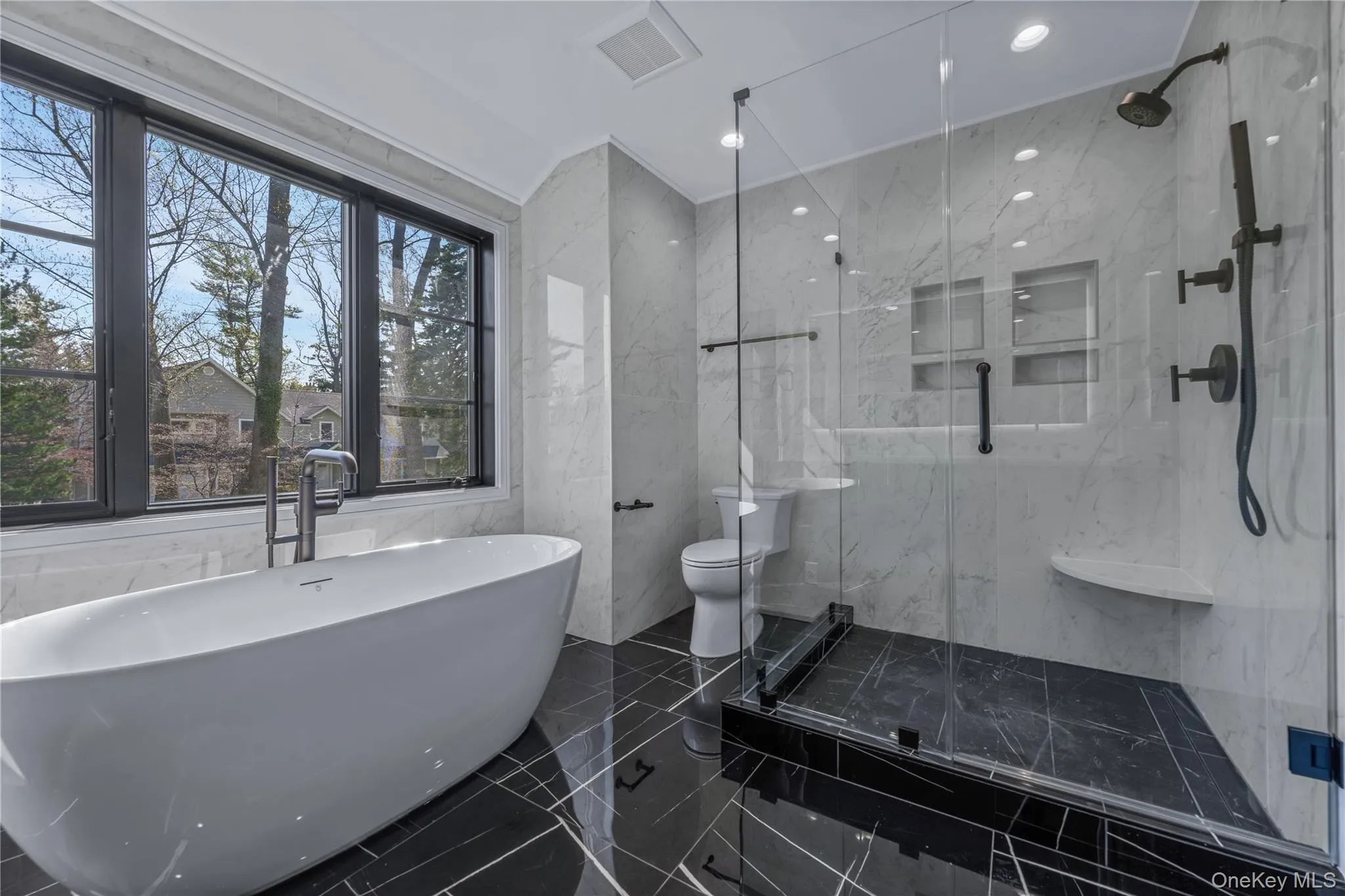 22 Old Field Lane, North Hempstead, NY, 6 Bedrooms Bedrooms, 10 Rooms Rooms,5 BathroomsBathrooms,Residential,For Rent,Old Field Lane,0,1033140 22 Old Field Lane, North Hempstead, NY, 6 Bedrooms Bedrooms, 10 Rooms Rooms,5 BathroomsBathrooms,Residential,For Rent,Old Field Lane,0,1033140