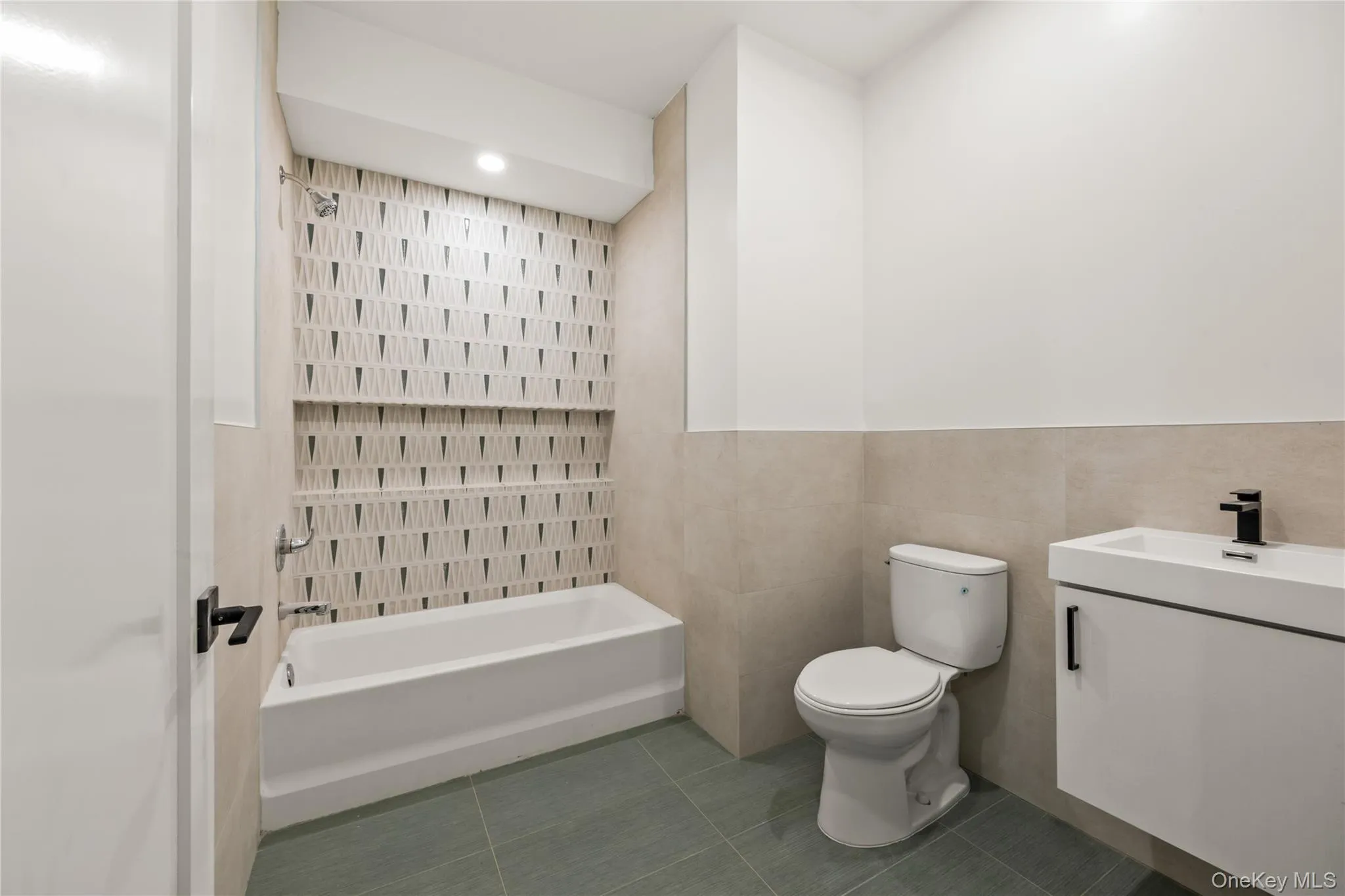 15 Warren Court, Ramapo, NY, 3 Bedrooms Bedrooms, 5 Rooms Rooms,2 BathroomsBathrooms,Residential,For Rent,Warren,0,1033144 15 Warren Court, Ramapo, NY, 3 Bedrooms Bedrooms, 5 Rooms Rooms,2 BathroomsBathrooms,Residential,For Rent,Warren,0,1033144