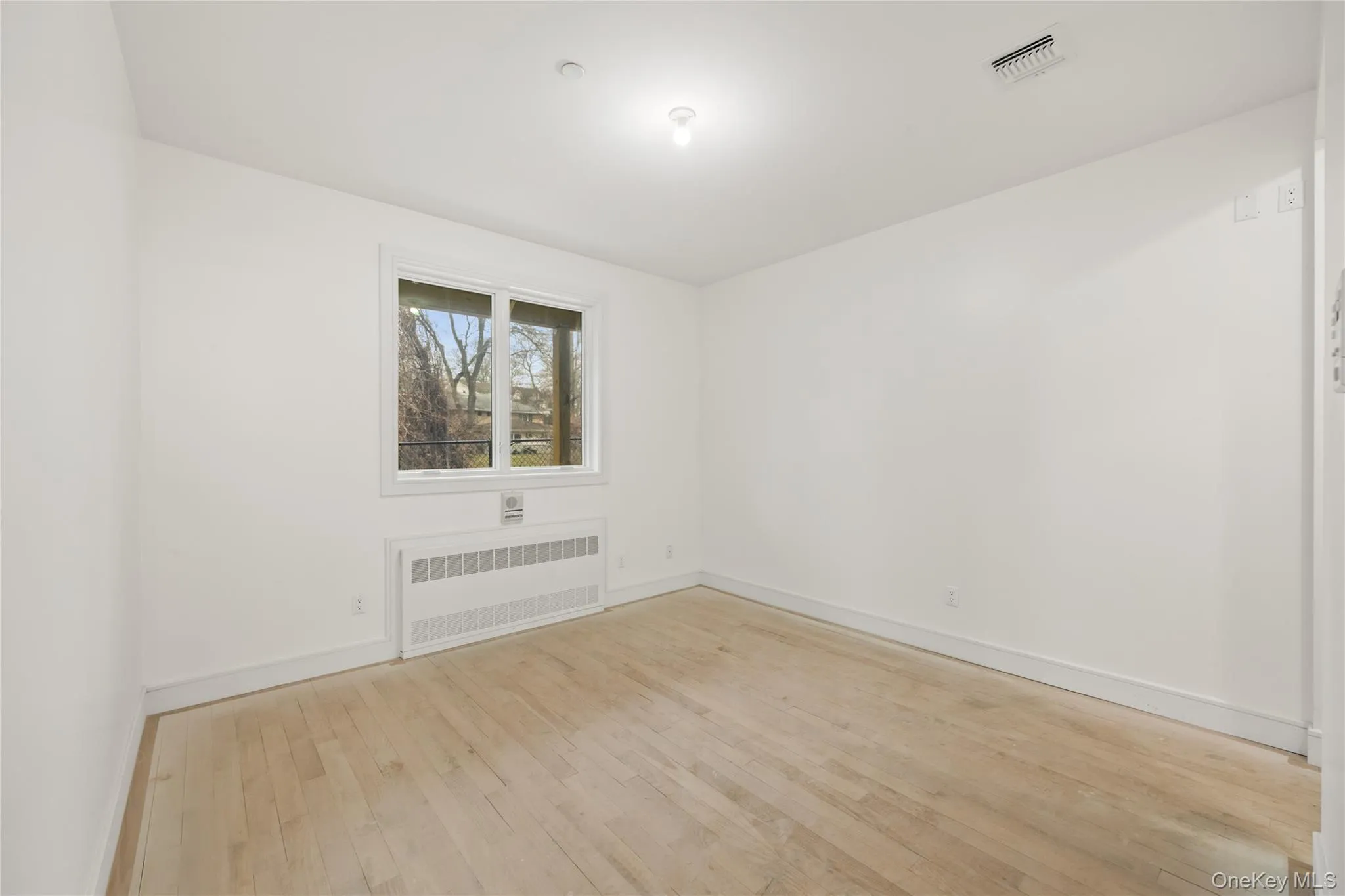 15 Warren Court, Ramapo, NY, 3 Bedrooms Bedrooms, 5 Rooms Rooms,2 BathroomsBathrooms,Residential,For Rent,Warren,0,1033144 15 Warren Court, Ramapo, NY, 3 Bedrooms Bedrooms, 5 Rooms Rooms,2 BathroomsBathrooms,Residential,For Rent,Warren,0,1033144