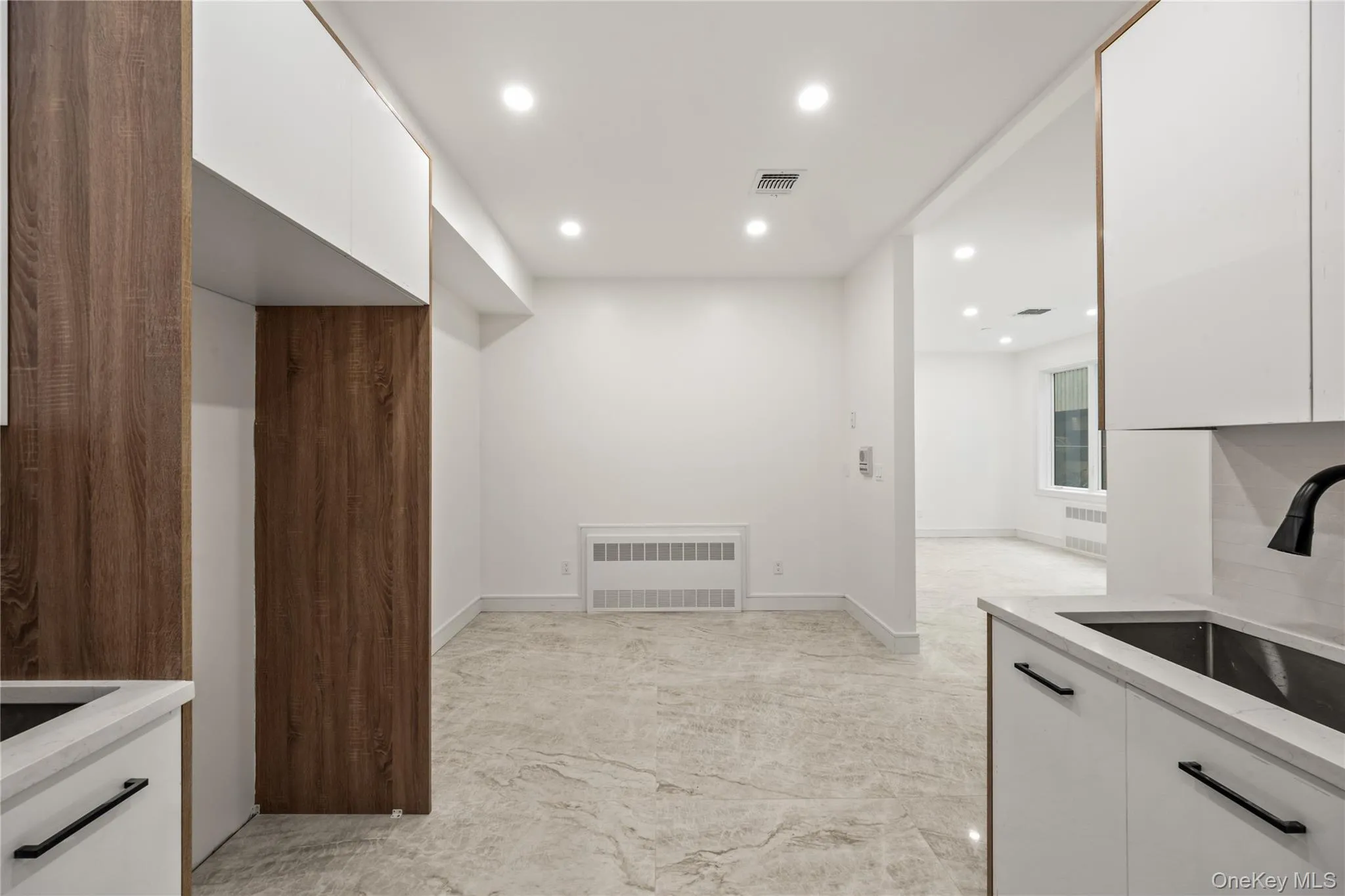 15 Warren Court, Ramapo, NY, 3 Bedrooms Bedrooms, 5 Rooms Rooms,2 BathroomsBathrooms,Residential,For Rent,Warren,0,1033144 15 Warren Court, Ramapo, NY, 3 Bedrooms Bedrooms, 5 Rooms Rooms,2 BathroomsBathrooms,Residential,For Rent,Warren,0,1033144