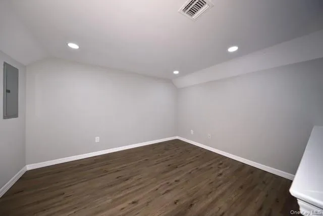 1804 Dolphin Lane, Islip, NY, 2 Bedrooms Bedrooms, 6 Rooms Rooms,2 BathroomsBathrooms,Residential Lease,For Rent,Dolphin,0,1033145 1804 Dolphin Lane, Islip, NY, 2 Bedrooms Bedrooms, 6 Rooms Rooms,2 BathroomsBathrooms,Residential Lease,For Rent,Dolphin,0,1033145