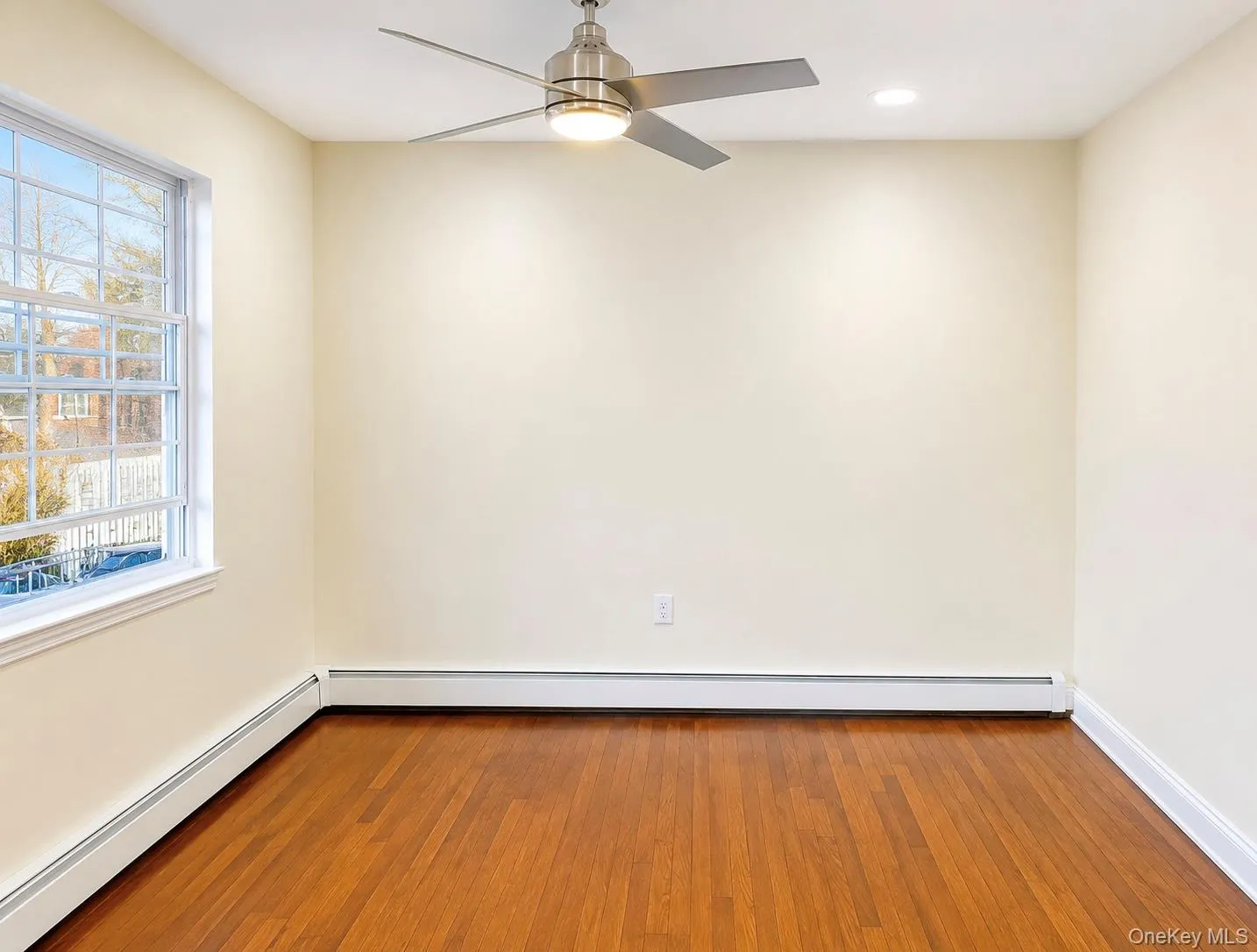 104-02 169th Street, New York, NY, 3 Bedrooms Bedrooms, 7 Rooms Rooms,1 BathroomBathrooms,Residential Lease,For Rent,169th,0,1033153 104-02 169th Street, New York, NY, 3 Bedrooms Bedrooms, 7 Rooms Rooms,1 BathroomBathrooms,Residential Lease,For Rent,169th,0,1033153