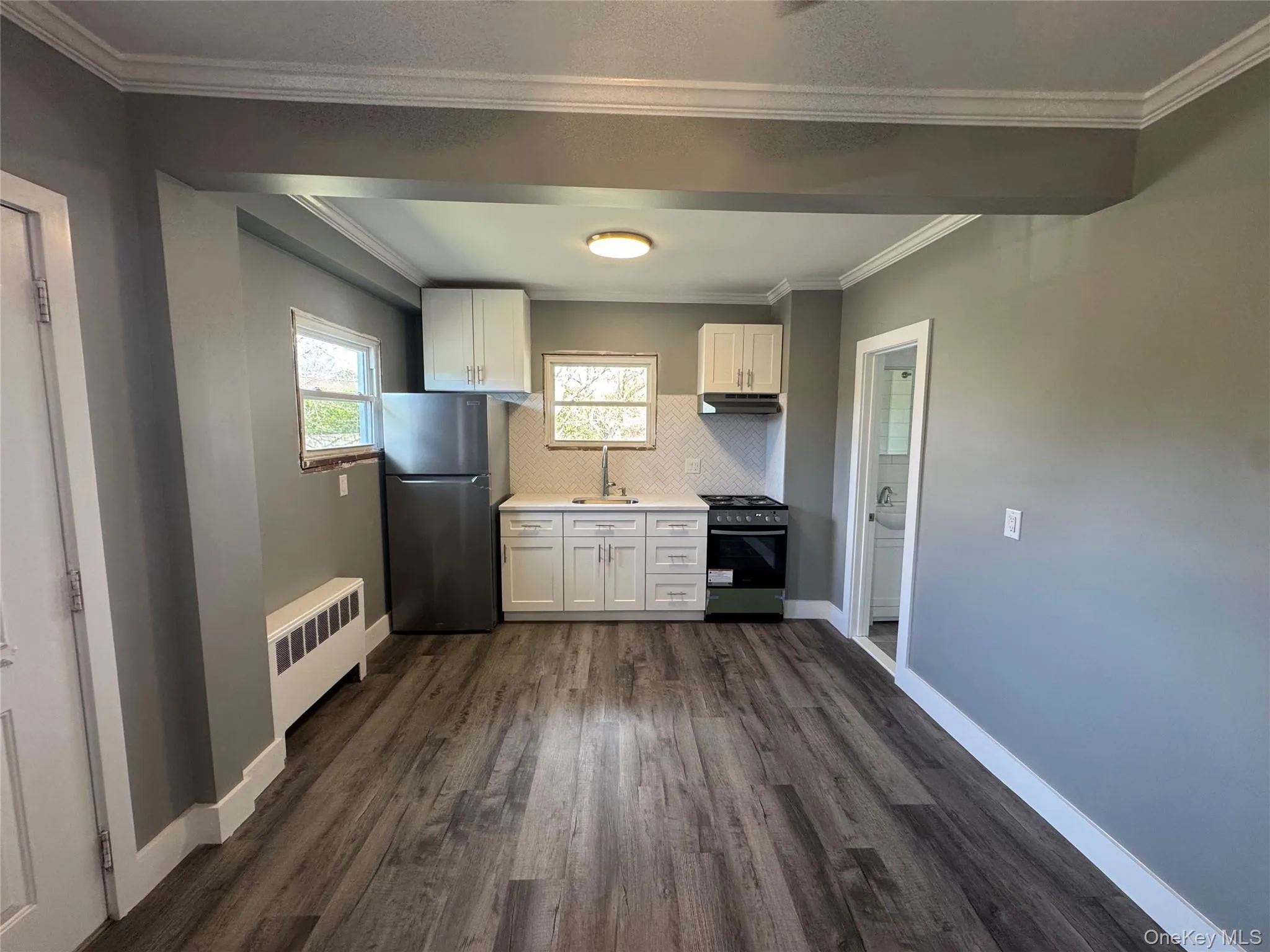 325-329 Patchogue Yaphank Road, Brookhaven, NY, 1 Bedroom Bedrooms, 3 Rooms Rooms,1 BathroomBathrooms,Residential Lease,For Rent,Patchogue Yaphank,0,1033158 325-329 Patchogue Yaphank Road, Brookhaven, NY, 1 Bedroom Bedrooms, 3 Rooms Rooms,1 BathroomBathrooms,Residential Lease,For Rent,Patchogue Yaphank,0,1033158