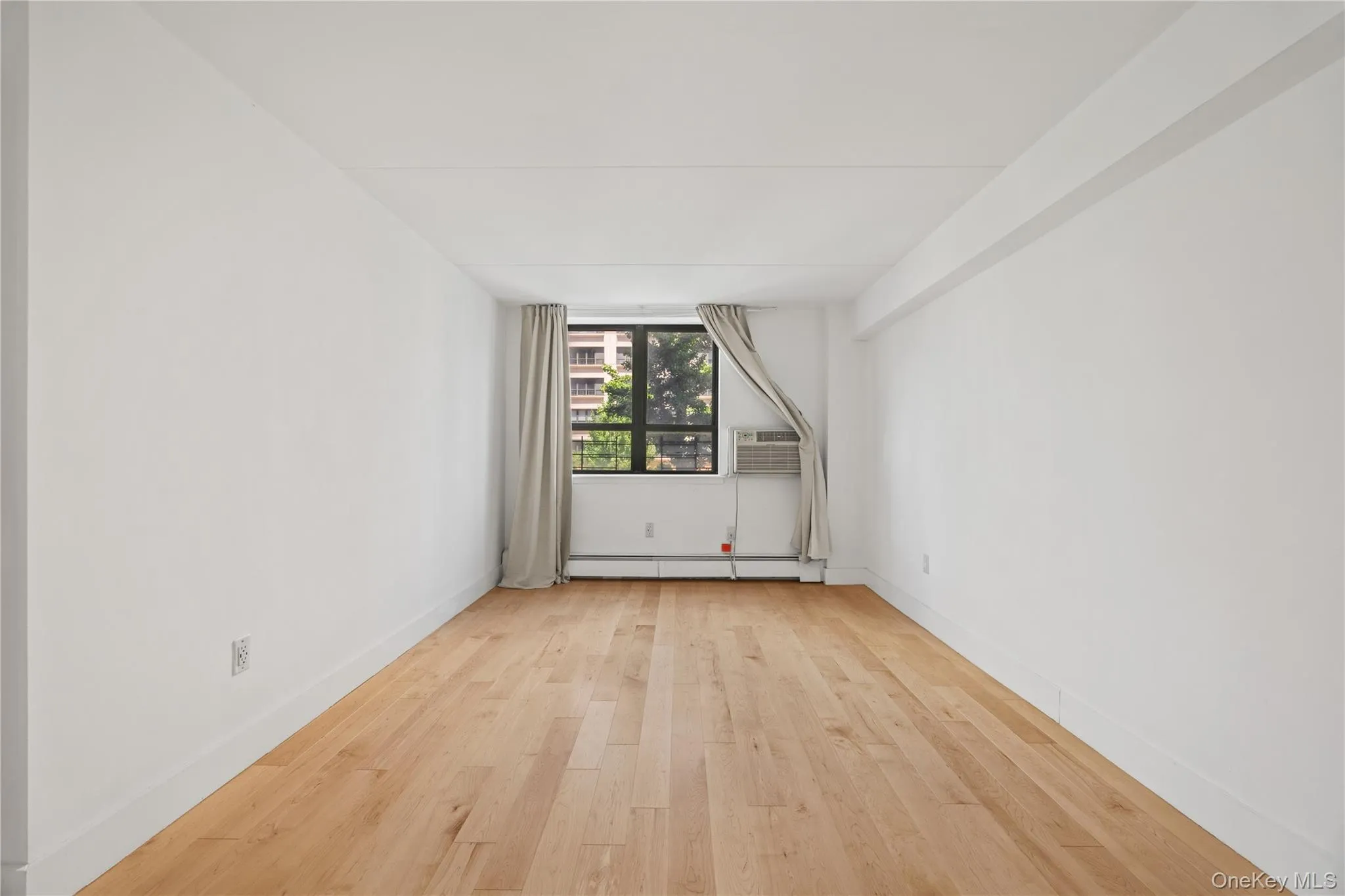 220 Manhattan Avenue, New York, NY, 2 Bedrooms Bedrooms, 5 Rooms Rooms,1 BathroomBathrooms,Residential,For Rent,Manhattan,0,1033160 220 Manhattan Avenue, New York, NY, 2 Bedrooms Bedrooms, 5 Rooms Rooms,1 BathroomBathrooms,Residential,For Rent,Manhattan,0,1033160