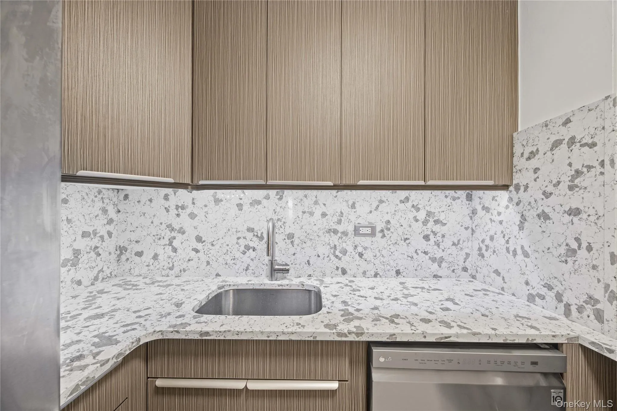 220 Manhattan Avenue, New York, NY, 2 Bedrooms Bedrooms, 5 Rooms Rooms,1 BathroomBathrooms,Residential,For Rent,Manhattan,0,1033160 220 Manhattan Avenue, New York, NY, 2 Bedrooms Bedrooms, 5 Rooms Rooms,1 BathroomBathrooms,Residential,For Rent,Manhattan,0,1033160