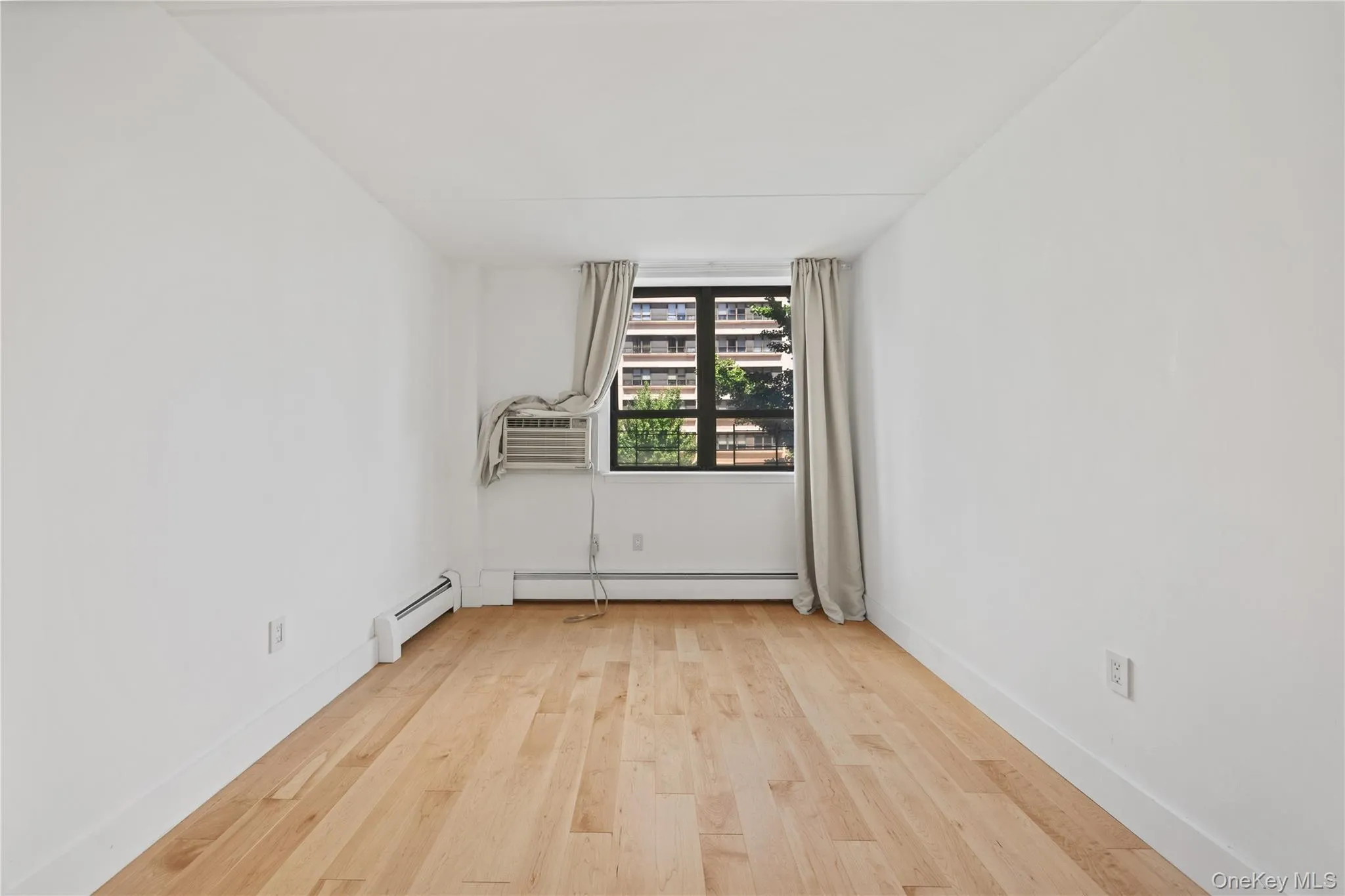 220 Manhattan Avenue, New York, NY, 2 Bedrooms Bedrooms, 5 Rooms Rooms,1 BathroomBathrooms,Residential,For Rent,Manhattan,0,1033160 220 Manhattan Avenue, New York, NY, 2 Bedrooms Bedrooms, 5 Rooms Rooms,1 BathroomBathrooms,Residential,For Rent,Manhattan,0,1033160