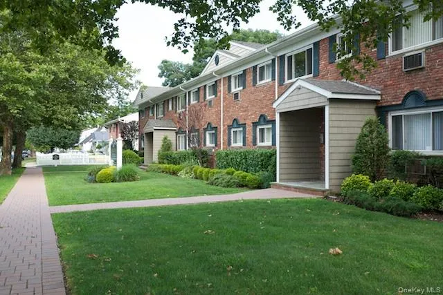 80 Justice Street, Babylon, NY, 1 Bedroom Bedrooms, 3 Rooms Rooms,1 BathroomBathrooms,Residential Lease,For Rent,Justice,0,1033169 80 Justice Street, Babylon, NY, 1 Bedroom Bedrooms, 3 Rooms Rooms,1 BathroomBathrooms,Residential Lease,For Rent,Justice,0,1033169
