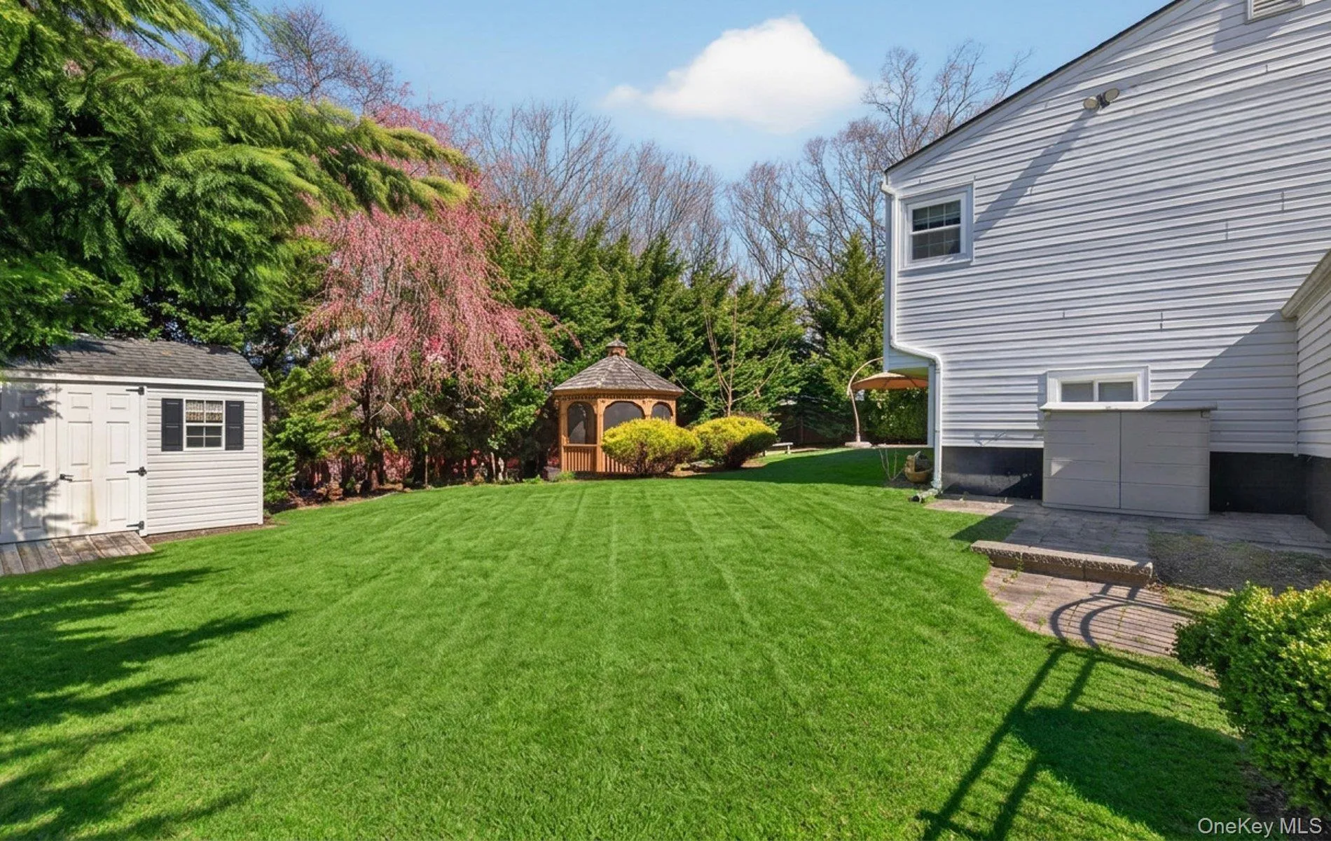 7 Phyllis Drive, Huntington, NY, 4 Bedrooms Bedrooms, 7 Rooms Rooms,2 BathroomsBathrooms,Residential Lease,For Rent,Phyllis,0,1033172 7 Phyllis Drive, Huntington, NY, 4 Bedrooms Bedrooms, 7 Rooms Rooms,2 BathroomsBathrooms,Residential Lease,For Rent,Phyllis,0,1033172