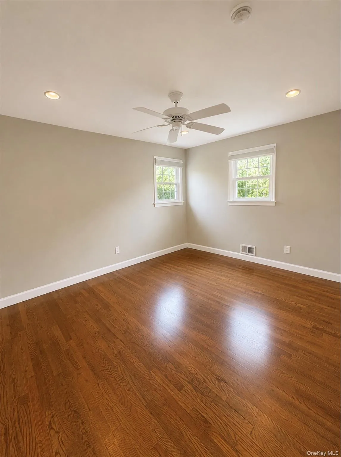 7 Phyllis Drive, Huntington, NY, 4 Bedrooms Bedrooms, 7 Rooms Rooms,2 BathroomsBathrooms,Residential Lease,For Rent,Phyllis,0,1033172 7 Phyllis Drive, Huntington, NY, 4 Bedrooms Bedrooms, 7 Rooms Rooms,2 BathroomsBathrooms,Residential Lease,For Rent,Phyllis,0,1033172