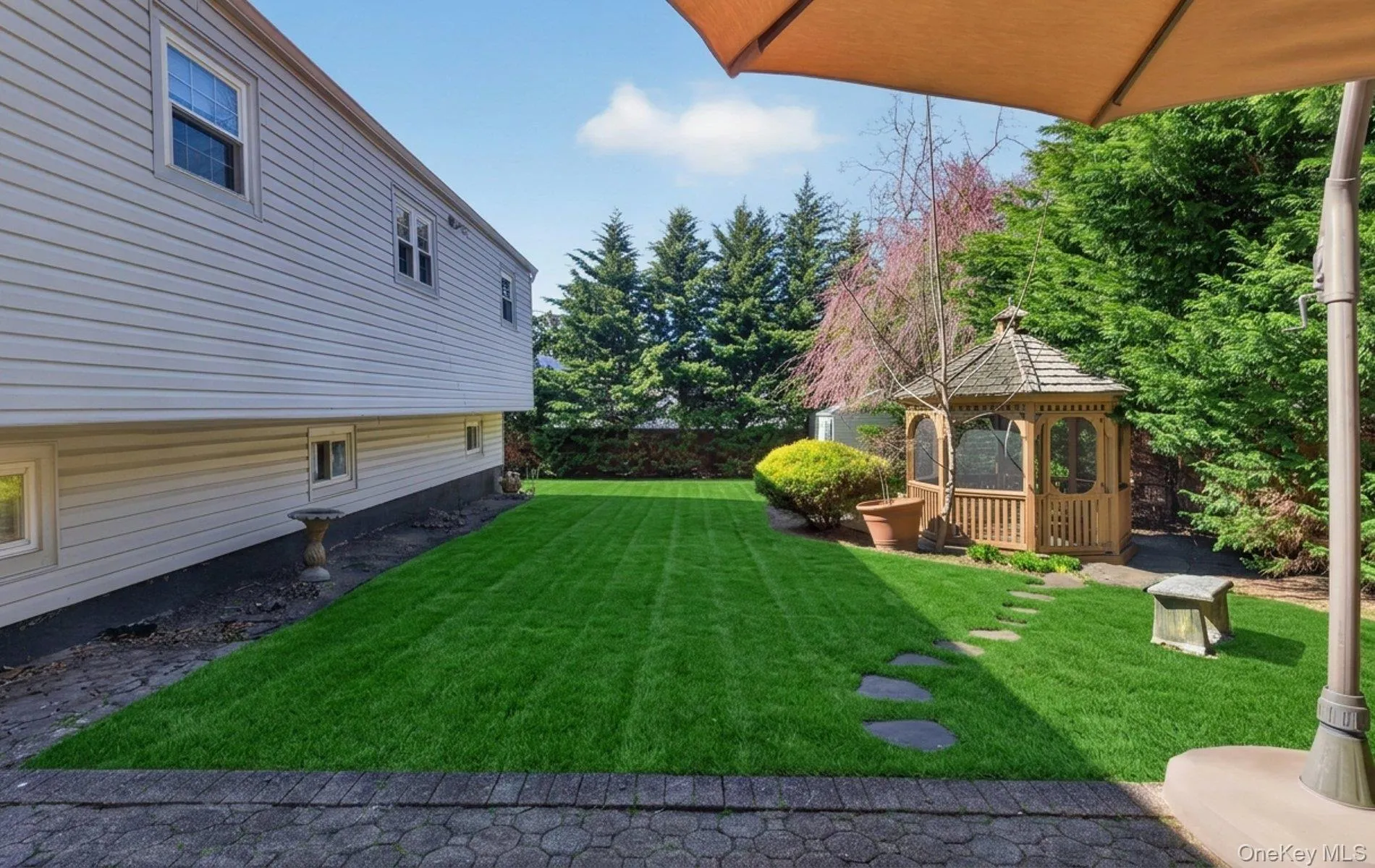 7 Phyllis Drive, Huntington, NY, 4 Bedrooms Bedrooms, 7 Rooms Rooms,2 BathroomsBathrooms,Residential Lease,For Rent,Phyllis,0,1033172 7 Phyllis Drive, Huntington, NY, 4 Bedrooms Bedrooms, 7 Rooms Rooms,2 BathroomsBathrooms,Residential Lease,For Rent,Phyllis,0,1033172