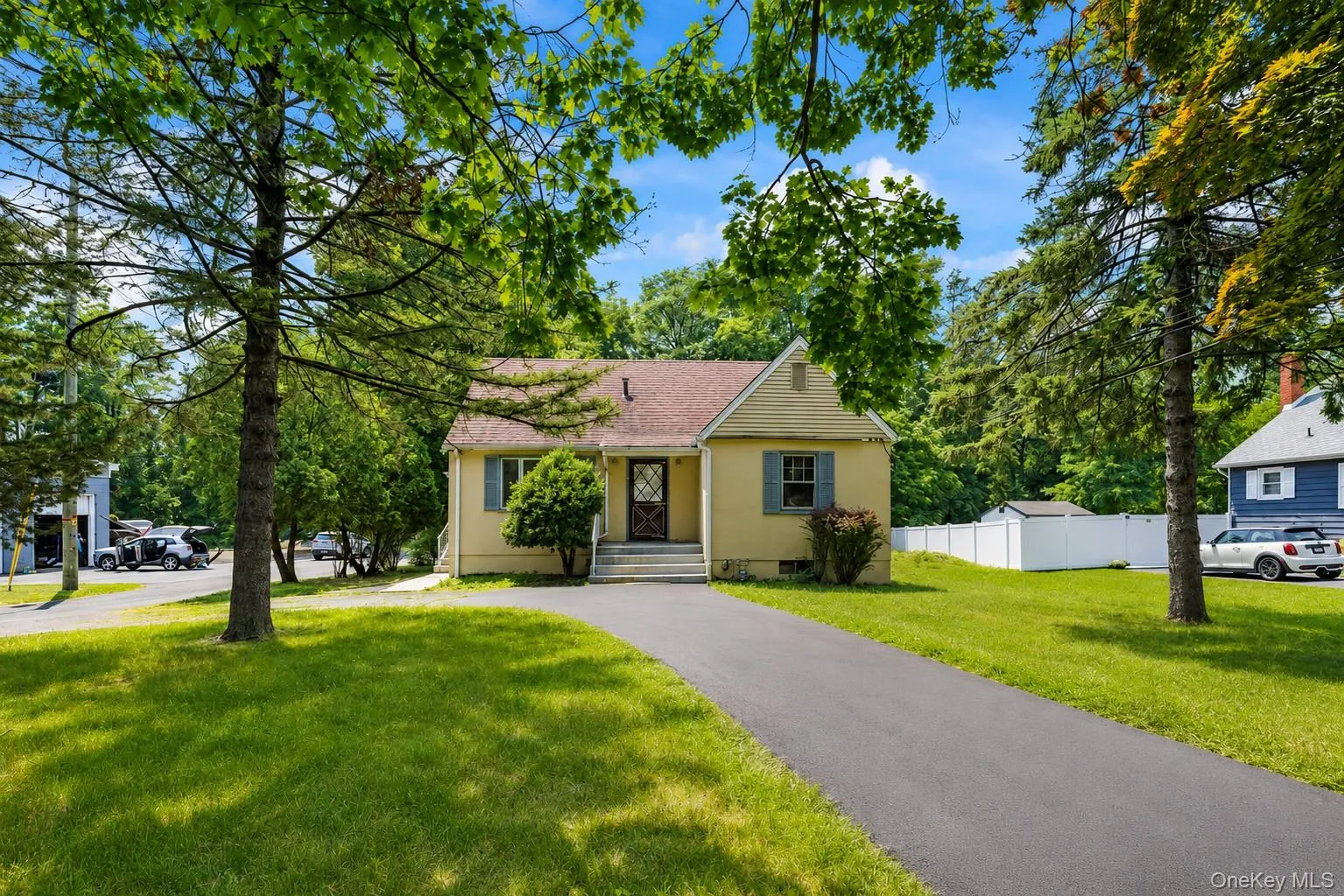 281-283 Old Haverstraw Road, Clarkstown, NY, 3 Bedrooms Bedrooms, 5 Rooms Rooms,2 BathroomsBathrooms,Residential,For Rent,Old Haverstraw,0,1033183 281-283 Old Haverstraw Road, Clarkstown, NY, 3 Bedrooms Bedrooms, 5 Rooms Rooms,2 BathroomsBathrooms,Residential,For Rent,Old Haverstraw,0,1033183