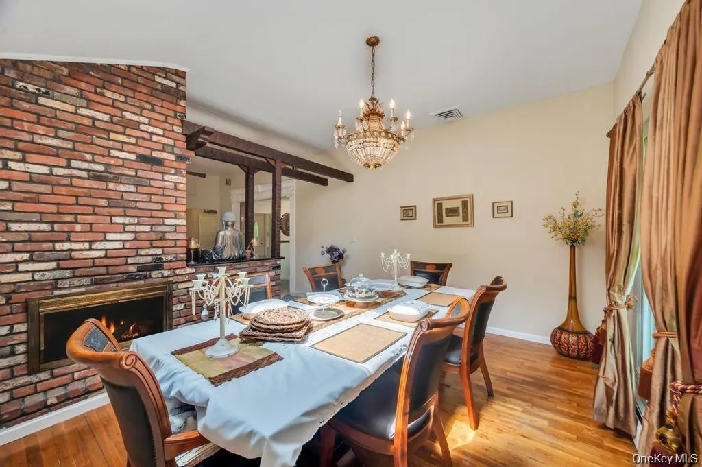 28 Penn Drive, Huntington, NY, 4 Bedrooms Bedrooms, 7 Rooms Rooms,3 BathroomsBathrooms,Residential,For Rent,Penn Drive,0,1033190 28 Penn Drive, Huntington, NY, 4 Bedrooms Bedrooms, 7 Rooms Rooms,3 BathroomsBathrooms,Residential,For Rent,Penn Drive,0,1033190