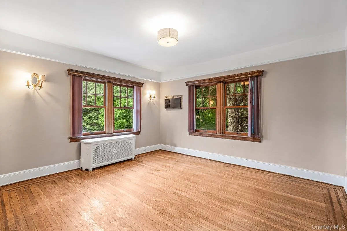 102-02 Ascan Avenue, New York, NY, 4 Bedrooms Bedrooms, 12 Rooms Rooms,3 BathroomsBathrooms,Residential,For Rent,Ascan,0,1033196 102-02 Ascan Avenue, New York, NY, 4 Bedrooms Bedrooms, 12 Rooms Rooms,3 BathroomsBathrooms,Residential,For Rent,Ascan,0,1033196
