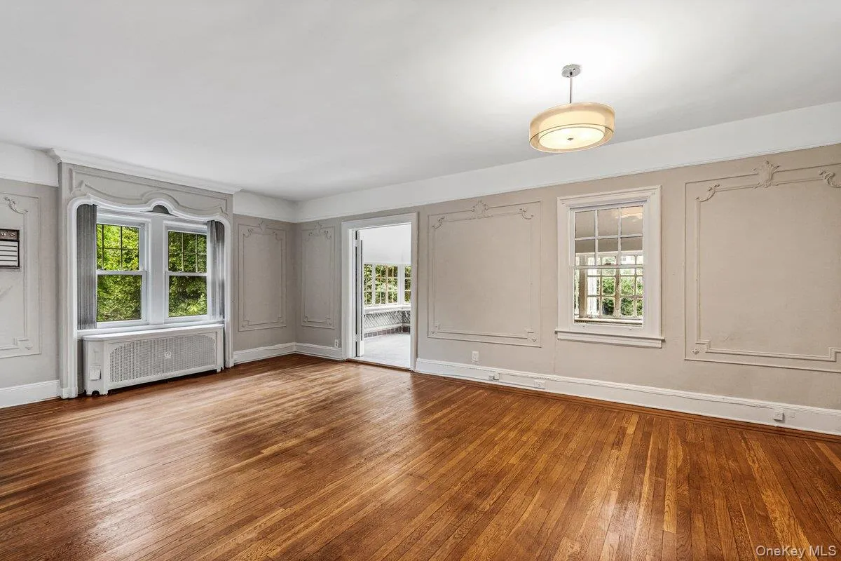 102-02 Ascan Avenue, New York, NY, 4 Bedrooms Bedrooms, 12 Rooms Rooms,3 BathroomsBathrooms,Residential,For Rent,Ascan,0,1033196 102-02 Ascan Avenue, New York, NY, 4 Bedrooms Bedrooms, 12 Rooms Rooms,3 BathroomsBathrooms,Residential,For Rent,Ascan,0,1033196
