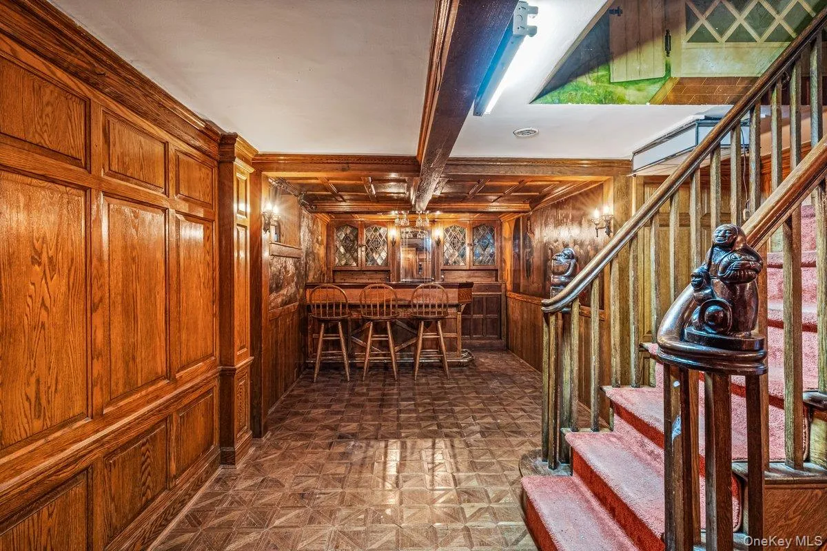 102-02 Ascan Avenue, New York, NY, 4 Bedrooms Bedrooms, 12 Rooms Rooms,3 BathroomsBathrooms,Residential,For Rent,Ascan,0,1033196 102-02 Ascan Avenue, New York, NY, 4 Bedrooms Bedrooms, 12 Rooms Rooms,3 BathroomsBathrooms,Residential,For Rent,Ascan,0,1033196