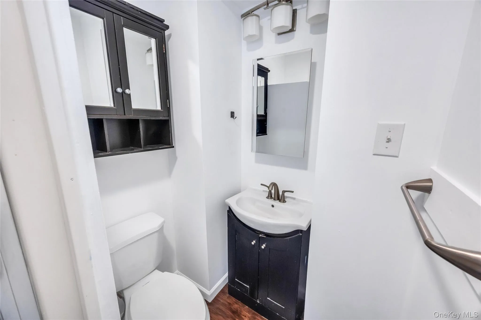 34 Shore Drive, Livingston, NY, 2 Bedrooms Bedrooms, 4 Rooms Rooms,1 BathroomBathrooms,Residential,For Rent,Shore,0,1033202 34 Shore Drive, Livingston, NY, 2 Bedrooms Bedrooms, 4 Rooms Rooms,1 BathroomBathrooms,Residential,For Rent,Shore,0,1033202