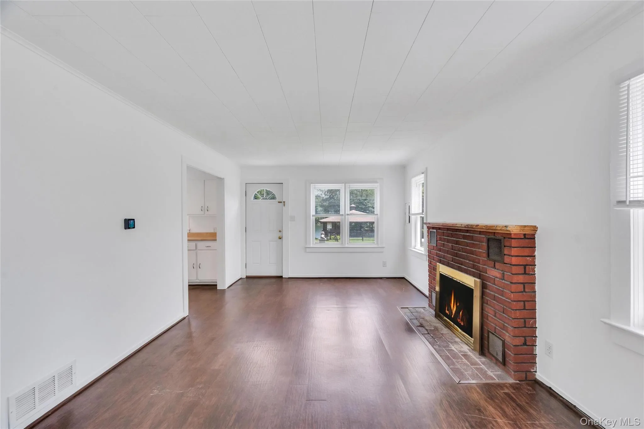 34 Shore Drive, Livingston, NY, 2 Bedrooms Bedrooms, 4 Rooms Rooms,1 BathroomBathrooms,Residential,For Rent,Shore,0,1033202 34 Shore Drive, Livingston, NY, 2 Bedrooms Bedrooms, 4 Rooms Rooms,1 BathroomBathrooms,Residential,For Rent,Shore,0,1033202