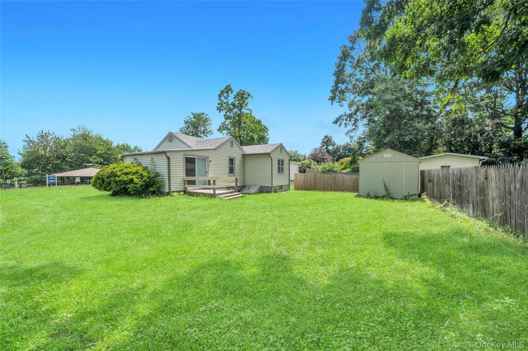 34 Shore Drive, Livingston, NY, 2 Bedrooms Bedrooms, 4 Rooms Rooms,1 BathroomBathrooms,Residential,For Rent,Shore,0,1033202 34 Shore Drive, Livingston, NY, 2 Bedrooms Bedrooms, 4 Rooms Rooms,1 BathroomBathrooms,Residential,For Rent,Shore,0,1033202