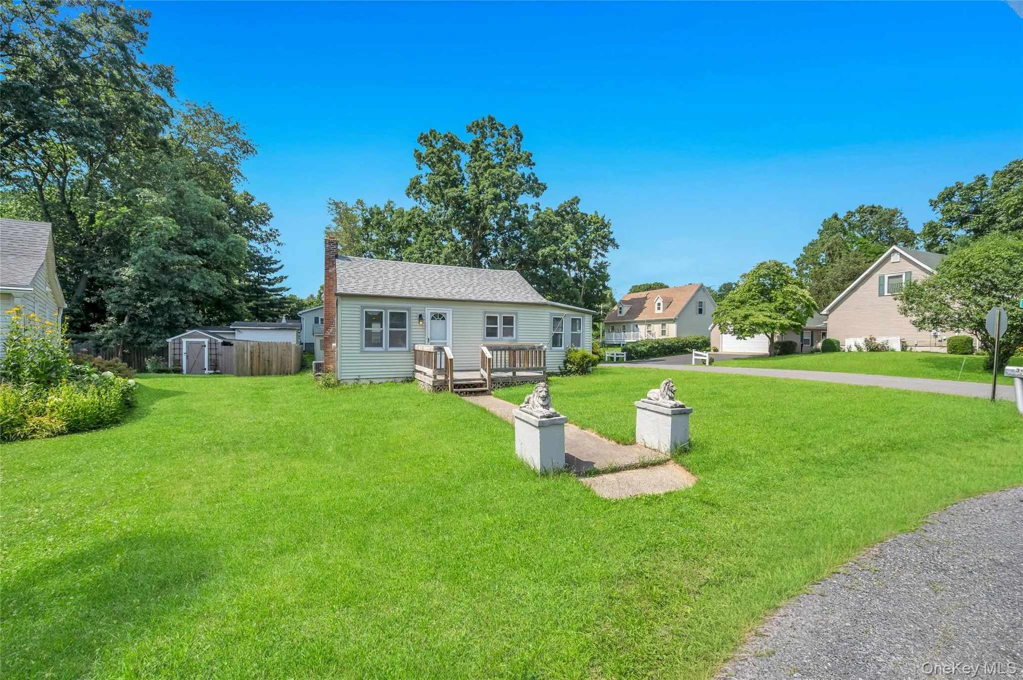 34 Shore Drive, Livingston, NY, 2 Bedrooms Bedrooms, 4 Rooms Rooms,1 BathroomBathrooms,Residential,For Rent,Shore,0,1033202 34 Shore Drive, Livingston, NY, 2 Bedrooms Bedrooms, 4 Rooms Rooms,1 BathroomBathrooms,Residential,For Rent,Shore,0,1033202