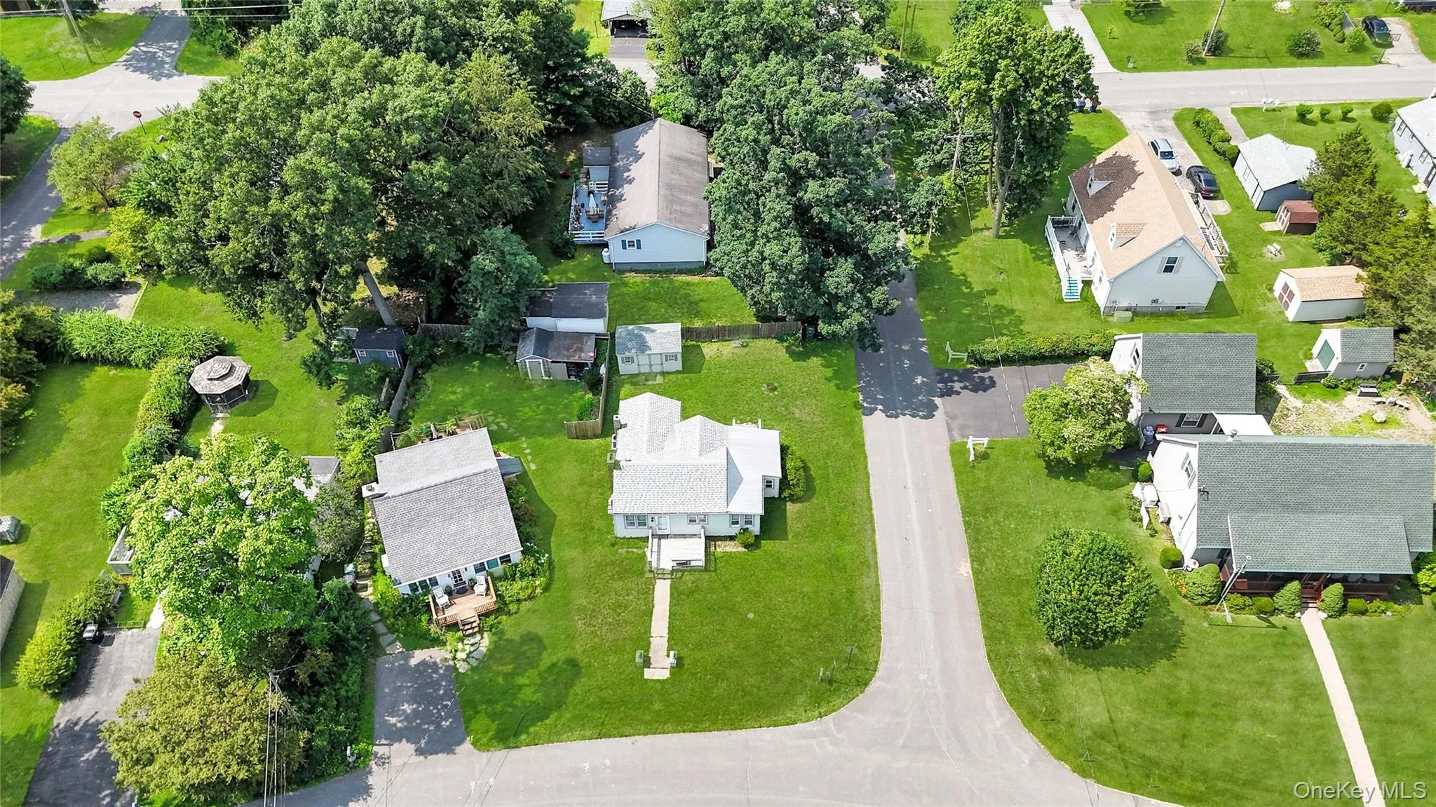 34 Shore Drive, Livingston, NY, 2 Bedrooms Bedrooms, 4 Rooms Rooms,1 BathroomBathrooms,Residential,For Rent,Shore,0,1033202 34 Shore Drive, Livingston, NY, 2 Bedrooms Bedrooms, 4 Rooms Rooms,1 BathroomBathrooms,Residential,For Rent,Shore,0,1033202