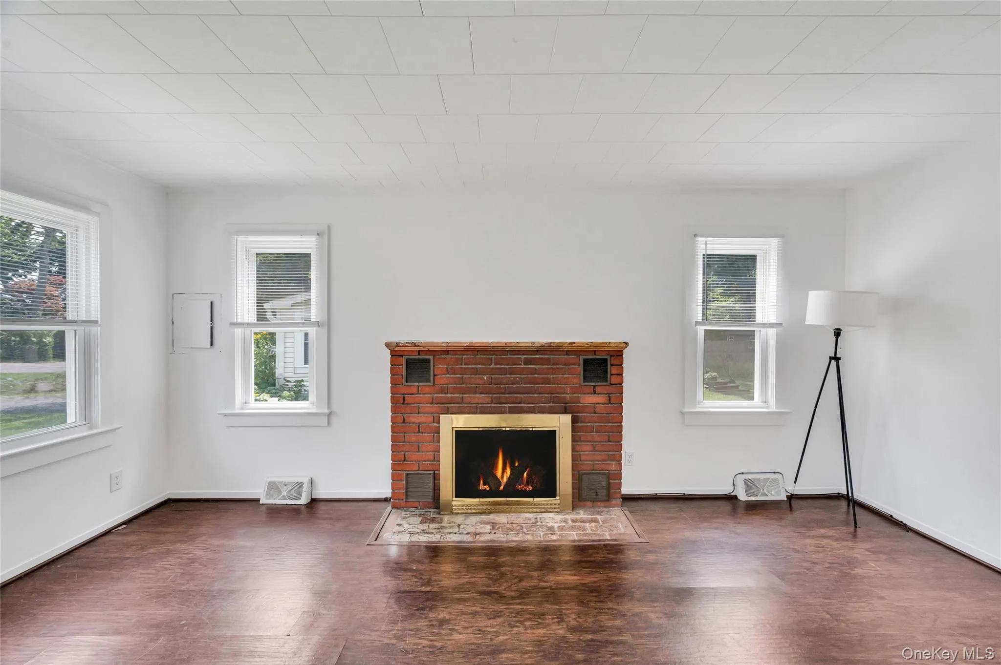 34 Shore Drive, Livingston, NY, 2 Bedrooms Bedrooms, 4 Rooms Rooms,1 BathroomBathrooms,Residential,For Rent,Shore,0,1033202 34 Shore Drive, Livingston, NY, 2 Bedrooms Bedrooms, 4 Rooms Rooms,1 BathroomBathrooms,Residential,For Rent,Shore,0,1033202